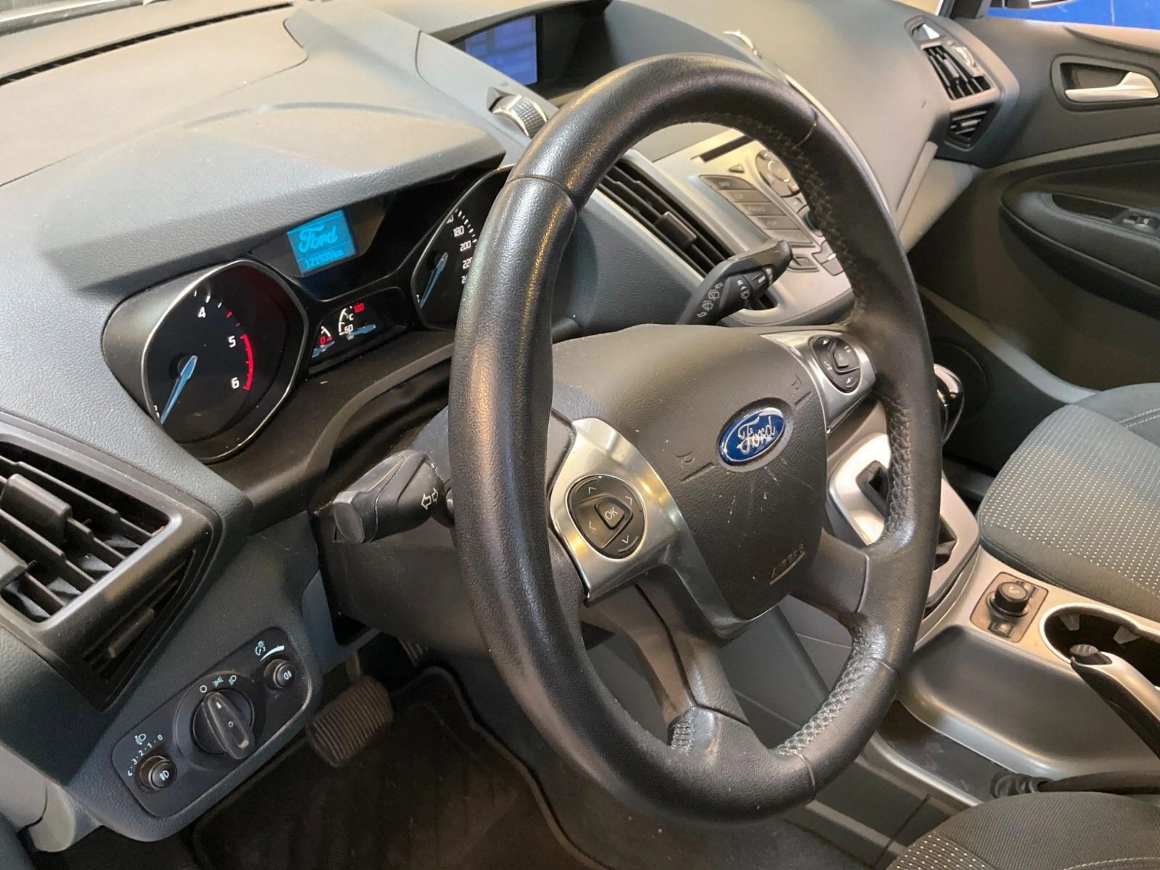 Ford C-Max C-MAX Champions Edition Navi Klima PDC — photo 14