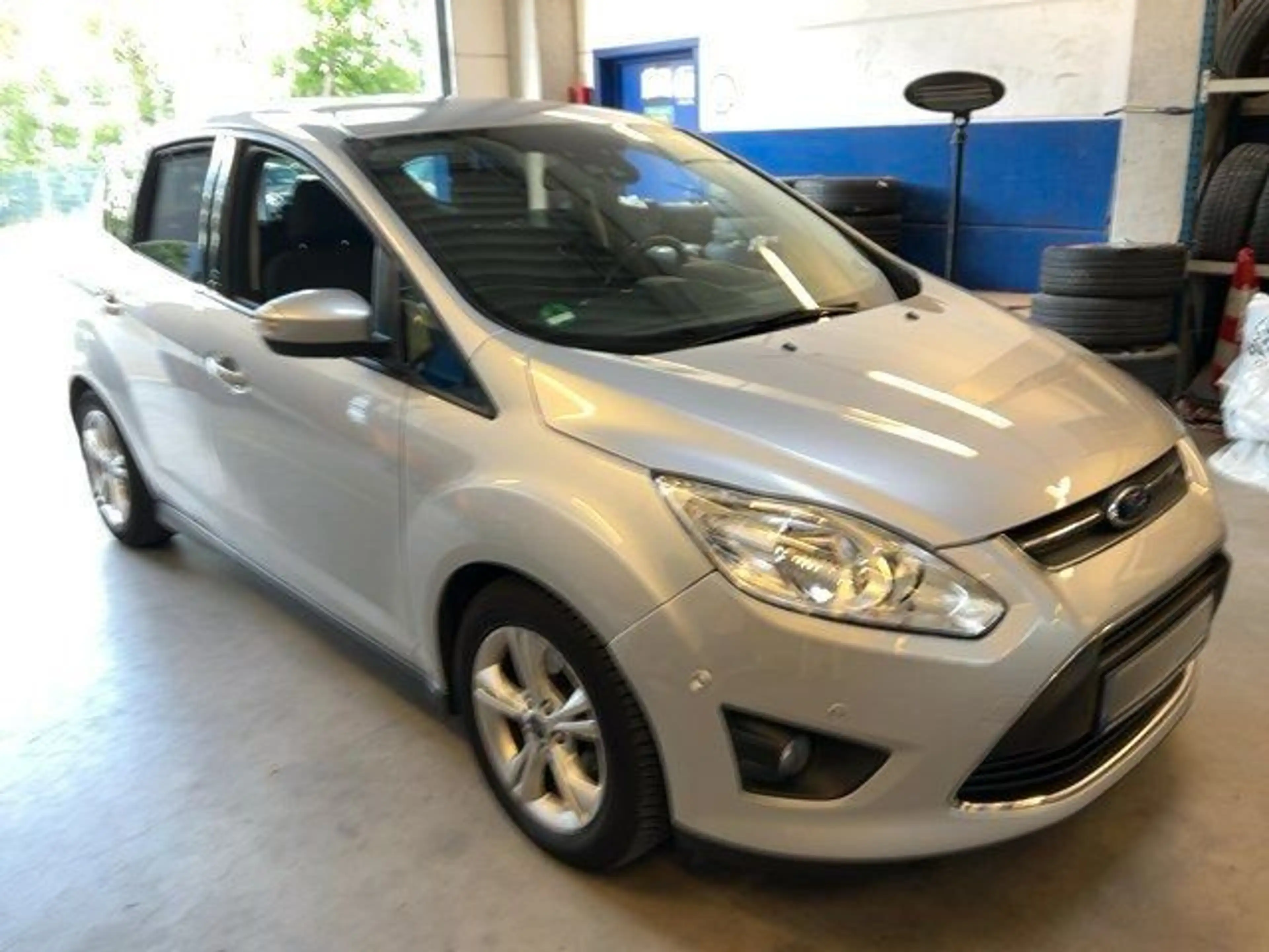 Ford C-Max C-MAX Champions Edition Navi Klima PDC — photo 3