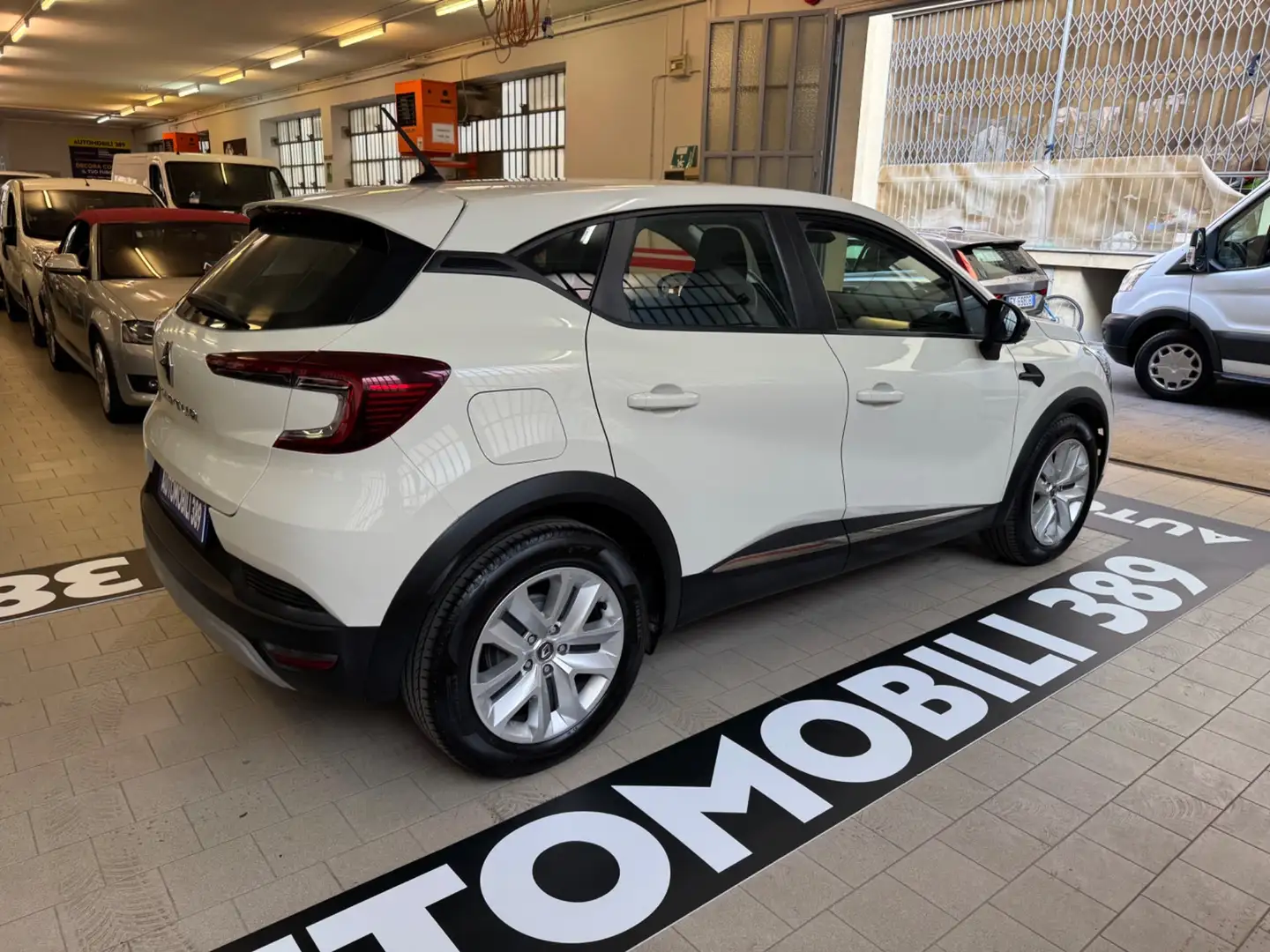 Renault Captur TCe 100 CV GPL Zen Bianco - 2