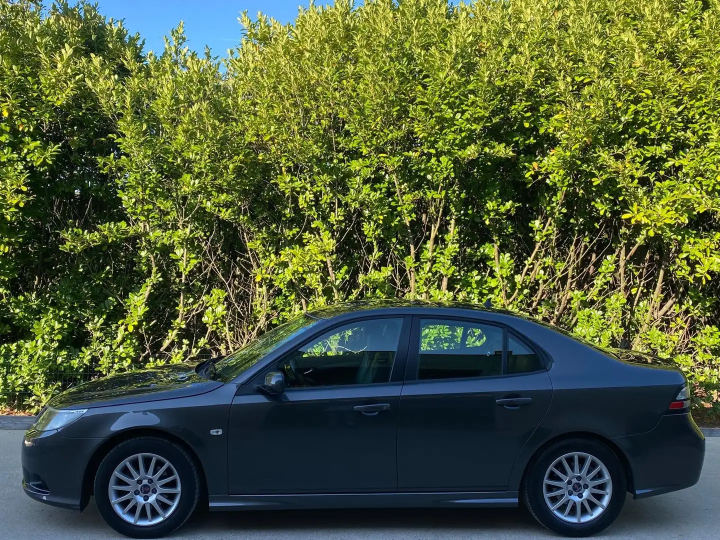 Saab 9-3 1.9 TiD / FULL CARNET/ CUIR / NAVI /CLIM /GARANTIE Grijs - 2