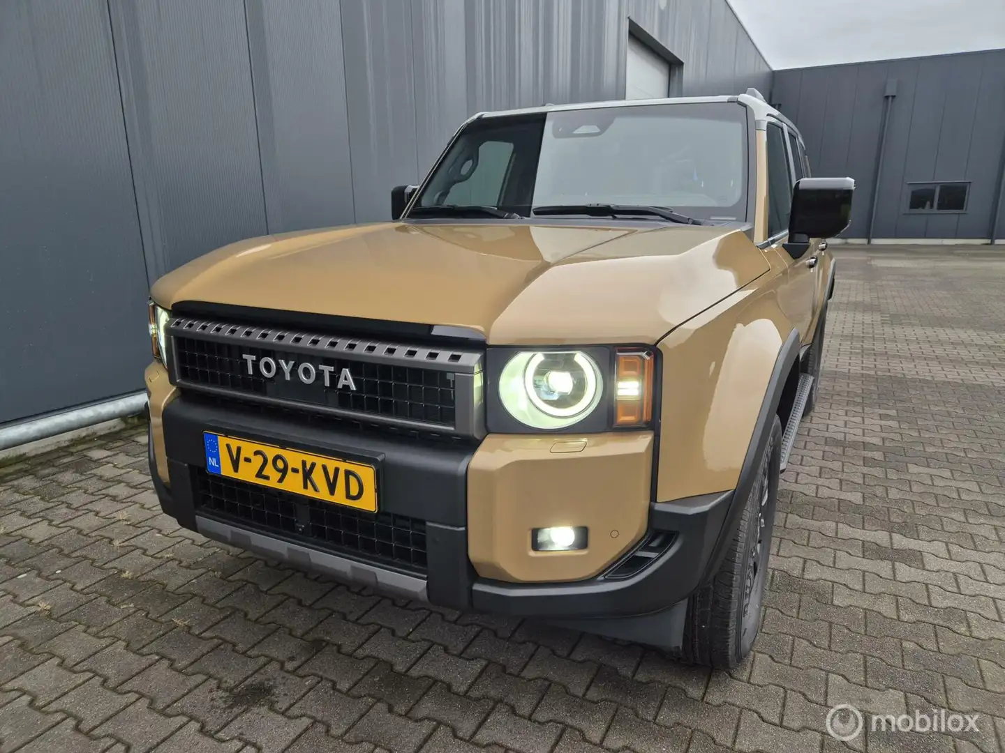 Toyota Land Cruiser 250 2.8 First Edition + PANORAMADAK Beige - 1