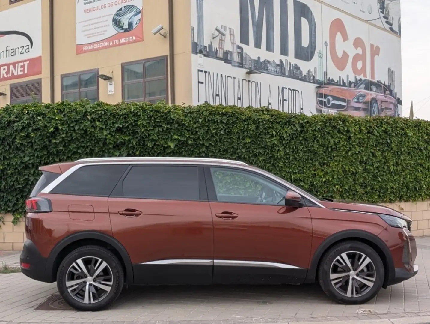 Peugeot 5008 2.0BlueHDi S&S Allure Pack EAT8 180 Marrón - 2