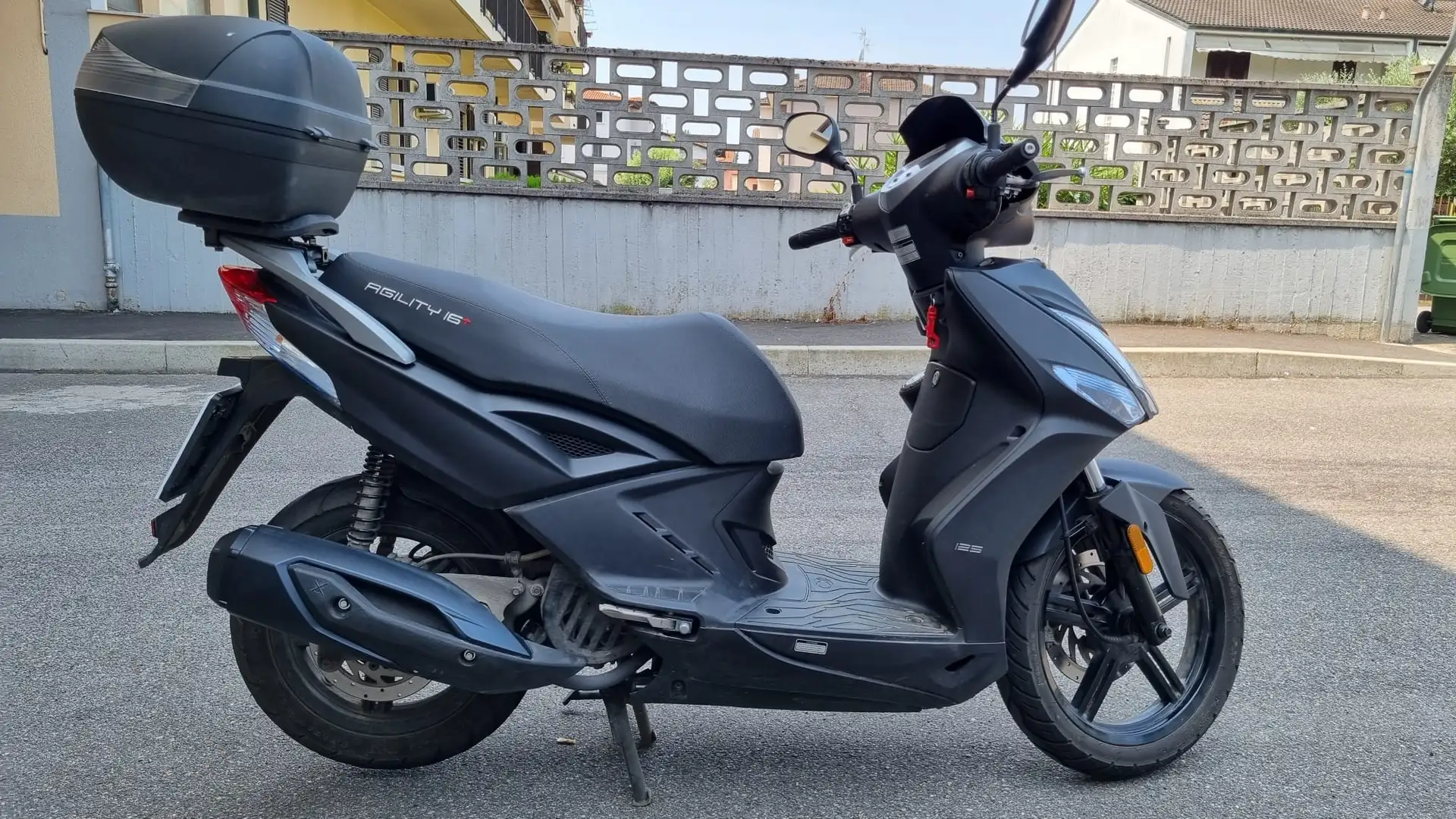 Kymco Agility 125 R16 + Grigio - 1