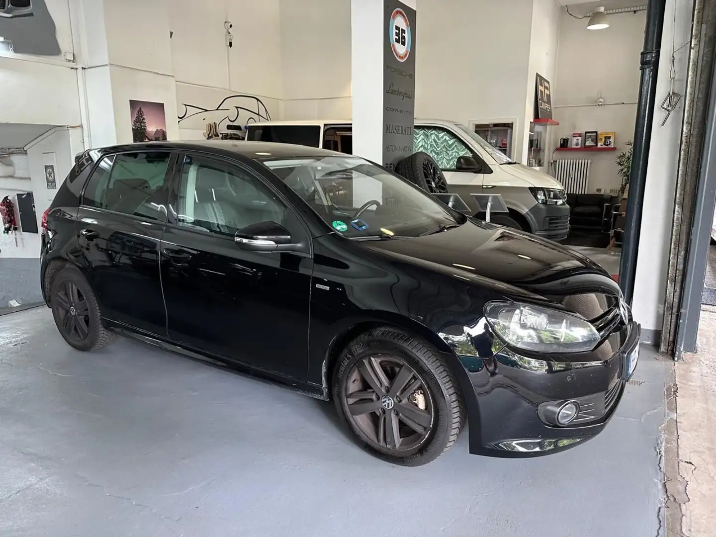 Volkswagen Golf VI Match Schwarz - 1