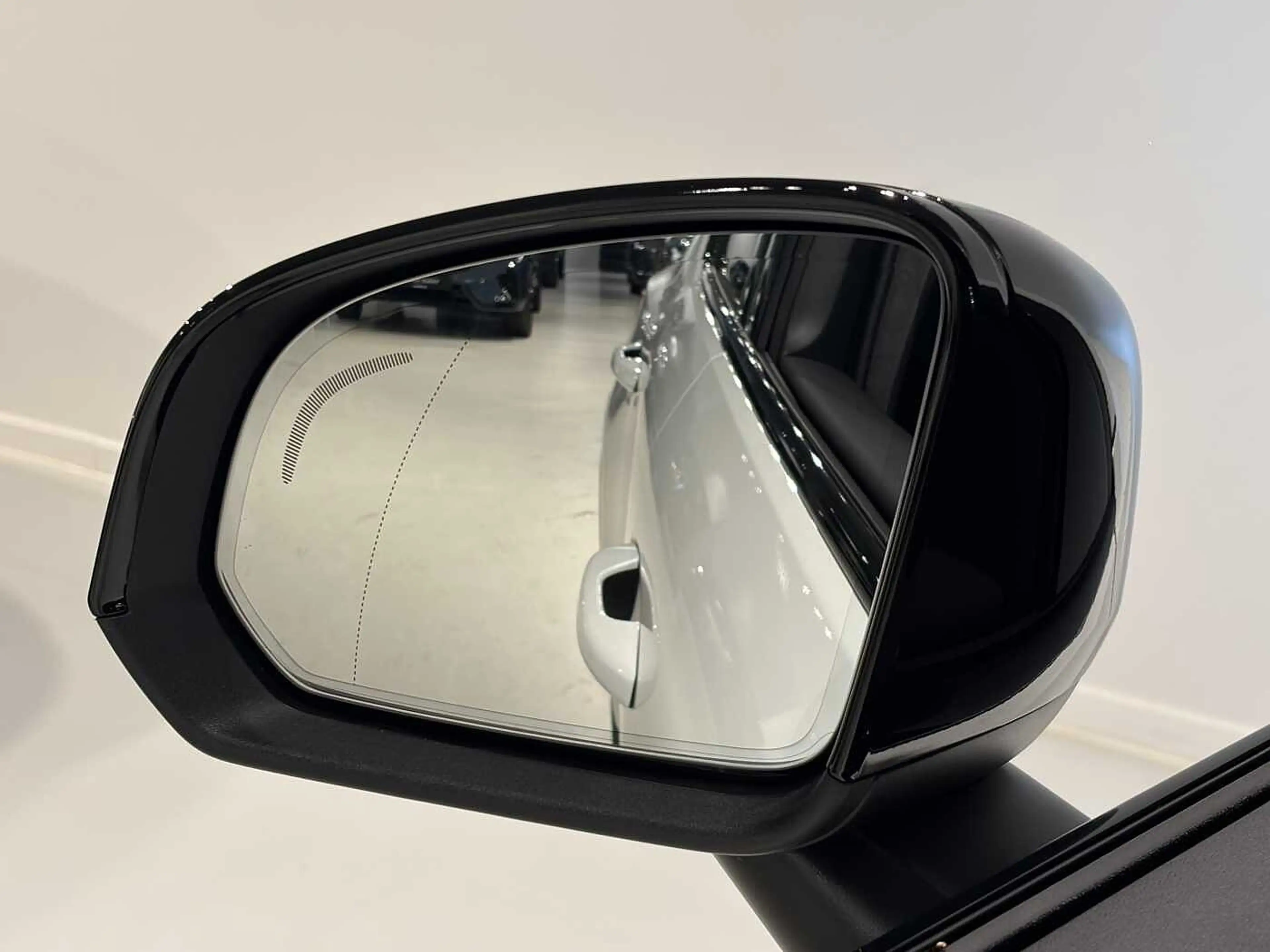 Volvo EX40 Black Edition Plus Extended Range + PANO DAK/ELECT — photo 13