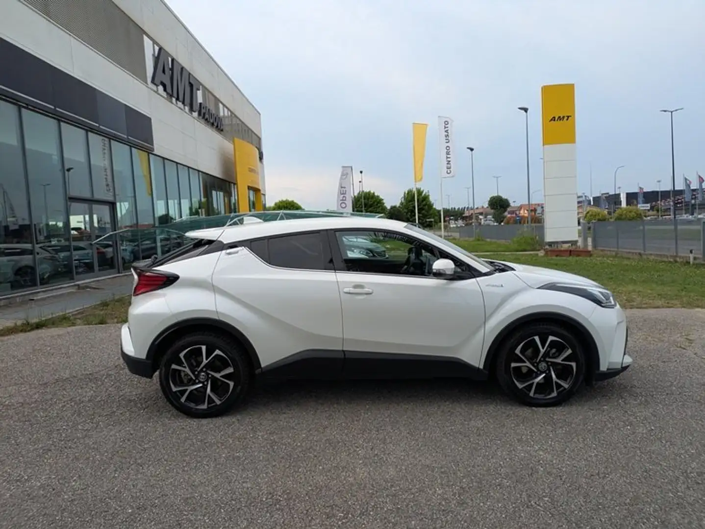 Toyota C-HR C-HR 1.8h Trend e-cvt Bianco - 1
