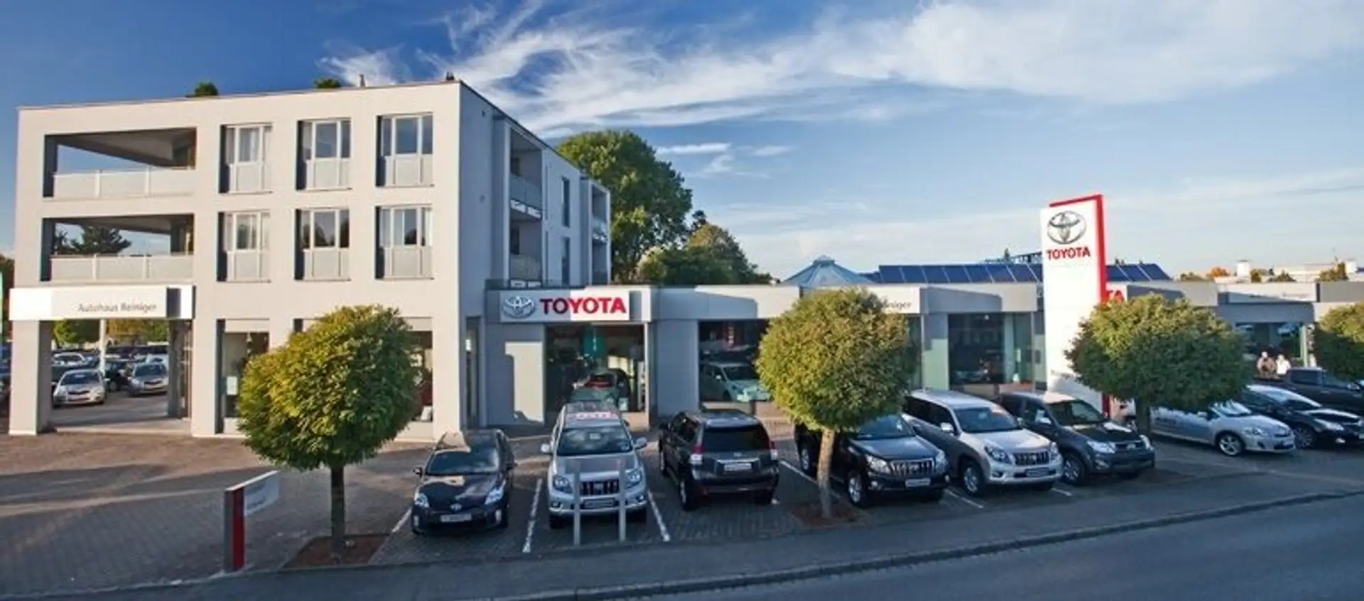 Toyota Yaris 1.5l VVT-i Style*PDC,SHZ,Kamera,Tempomat Silber - 2