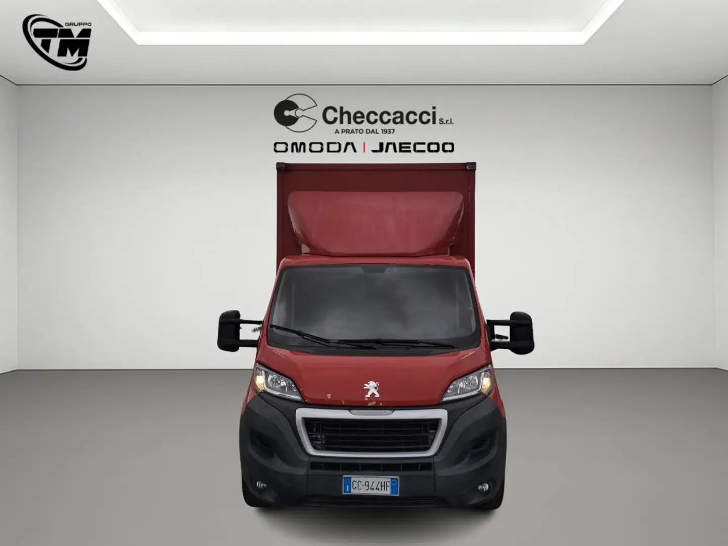 Peugeot Boxer 335 2.2 BlueHDi 140 S&S PLM Cabinato Rojo - 2