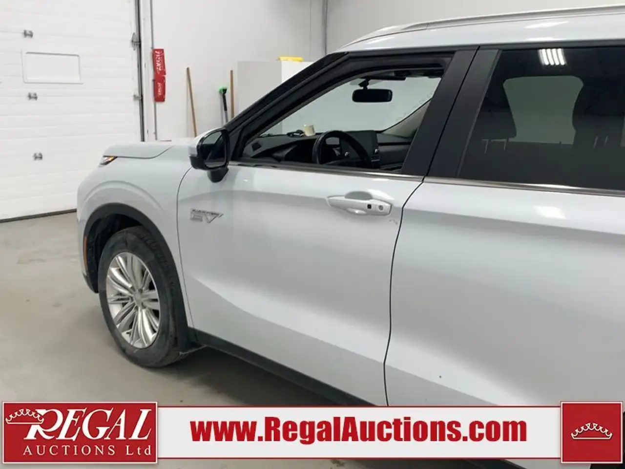 Mitsubishi Outlander снимка Mitsubishi Outlander