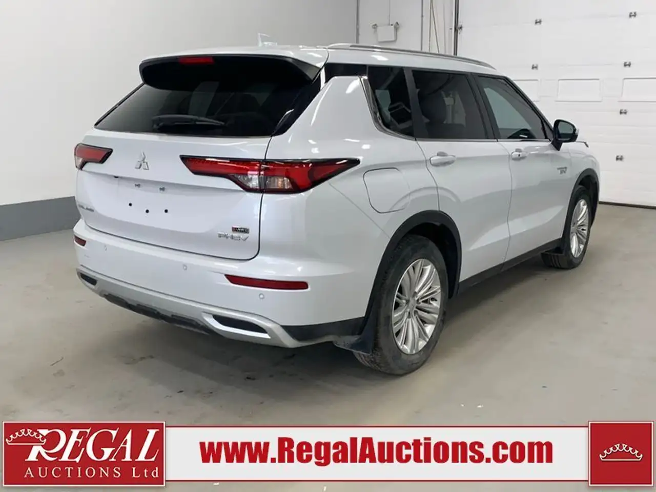 Mitsubishi Outlander снимка Mitsubishi Outlander