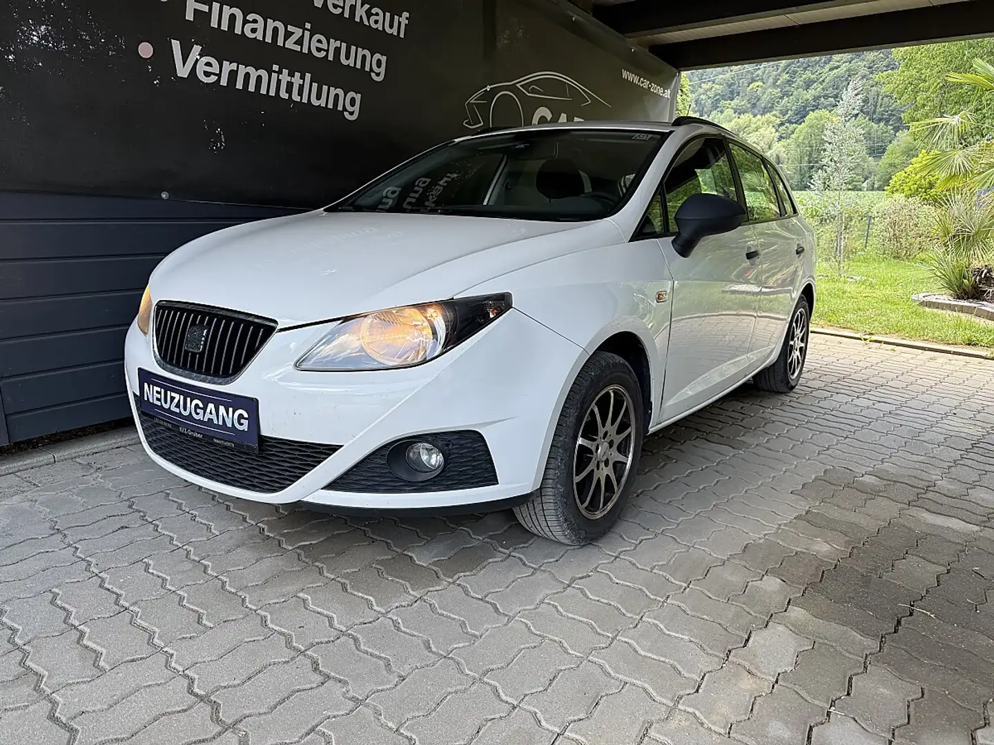 SEAT Ibiza ST Reference 1,6 TDI CR DPF *Klima*Tempomat*ele... Weiß - 1