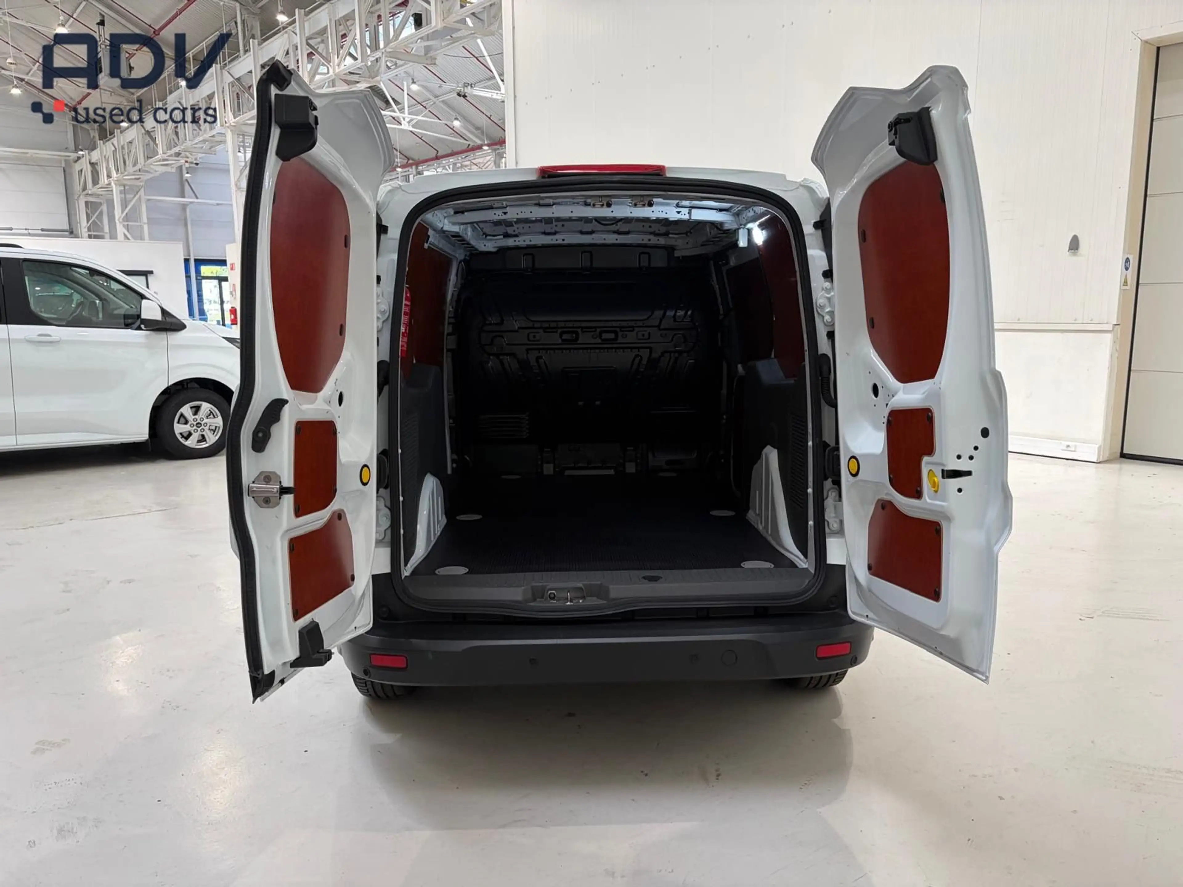 Ford Transit Connect Limited uitvoering - Lange wielbasis - Carplay/Android Auto - € 19.990 excl. btw!! — photo 5