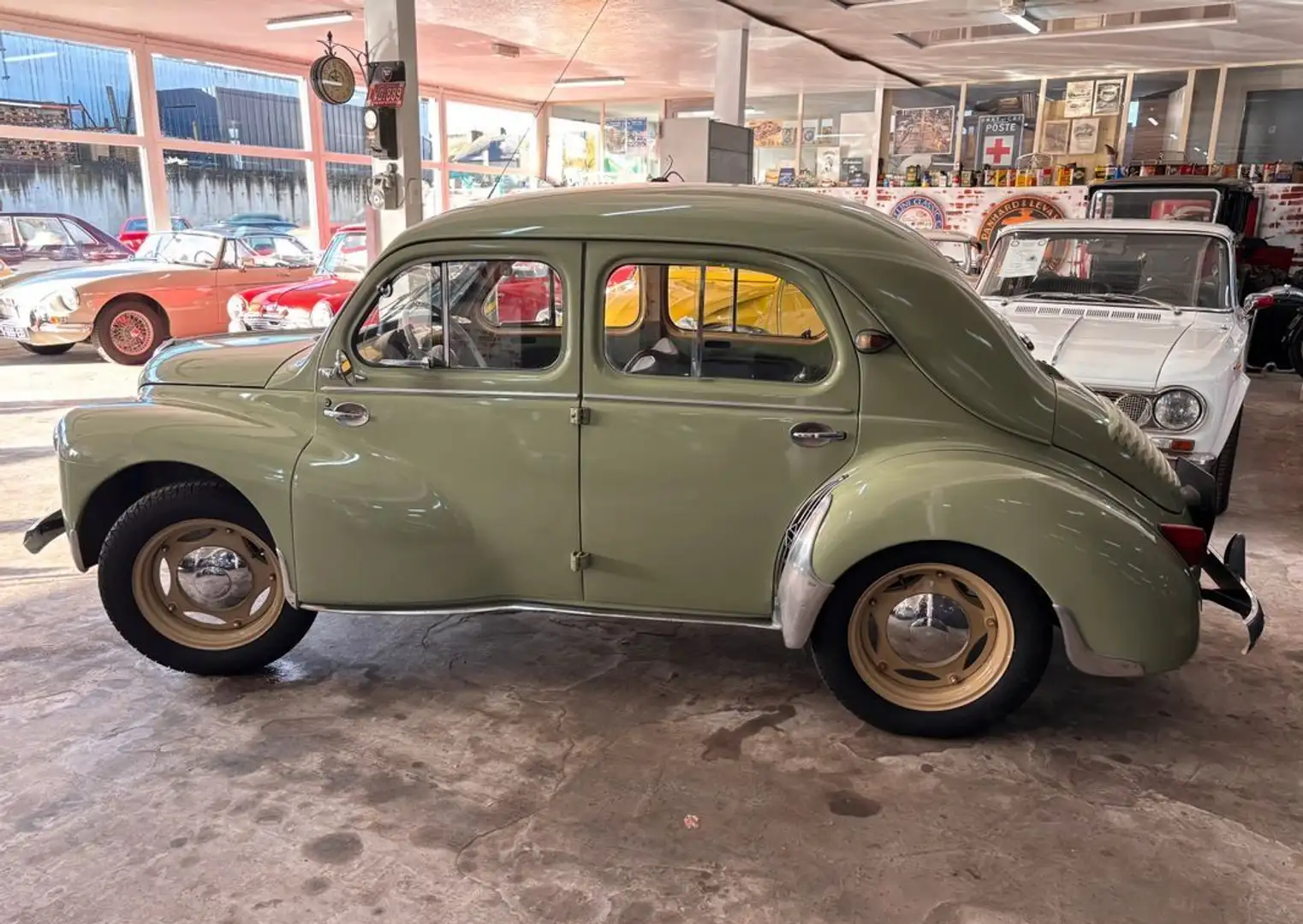 Renault Sonstige sport Grün - 2