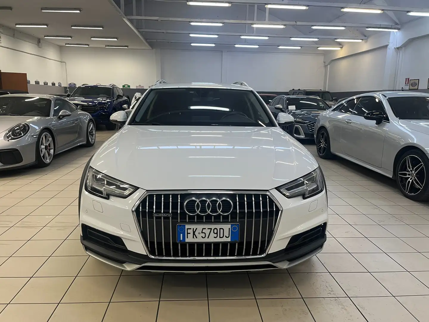 Audi A4 allroad A4 V 2016 Allroad Quattro 2.0 tdi 163cv s-tronic Bianco - 1
