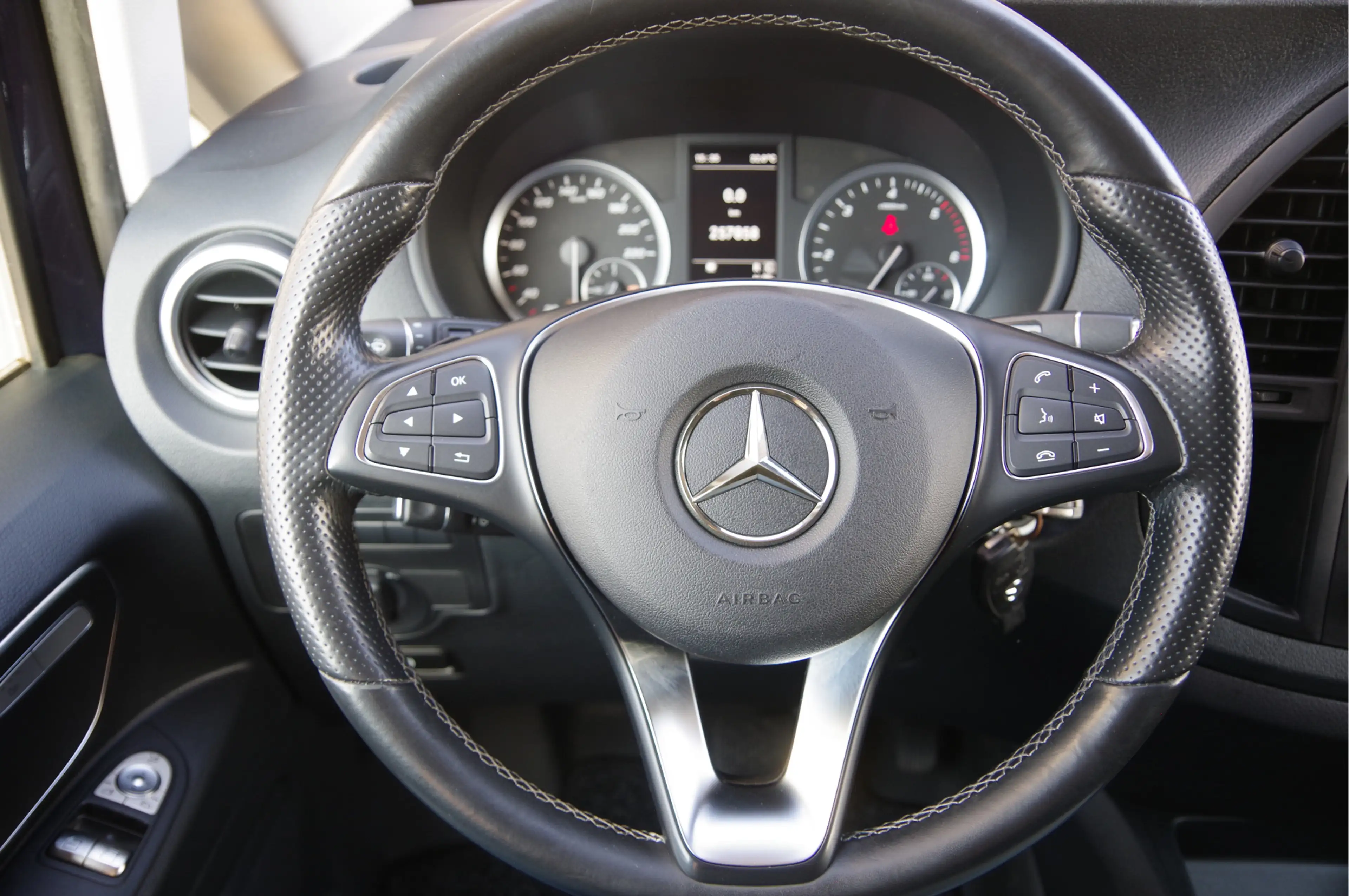 Mercedes-Benz Vito 119 CDI L2 AUT. LED, TREKHAAK, STOELVERWARMING, CL — photo 10