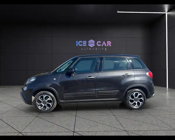 Fiat 500L view 7