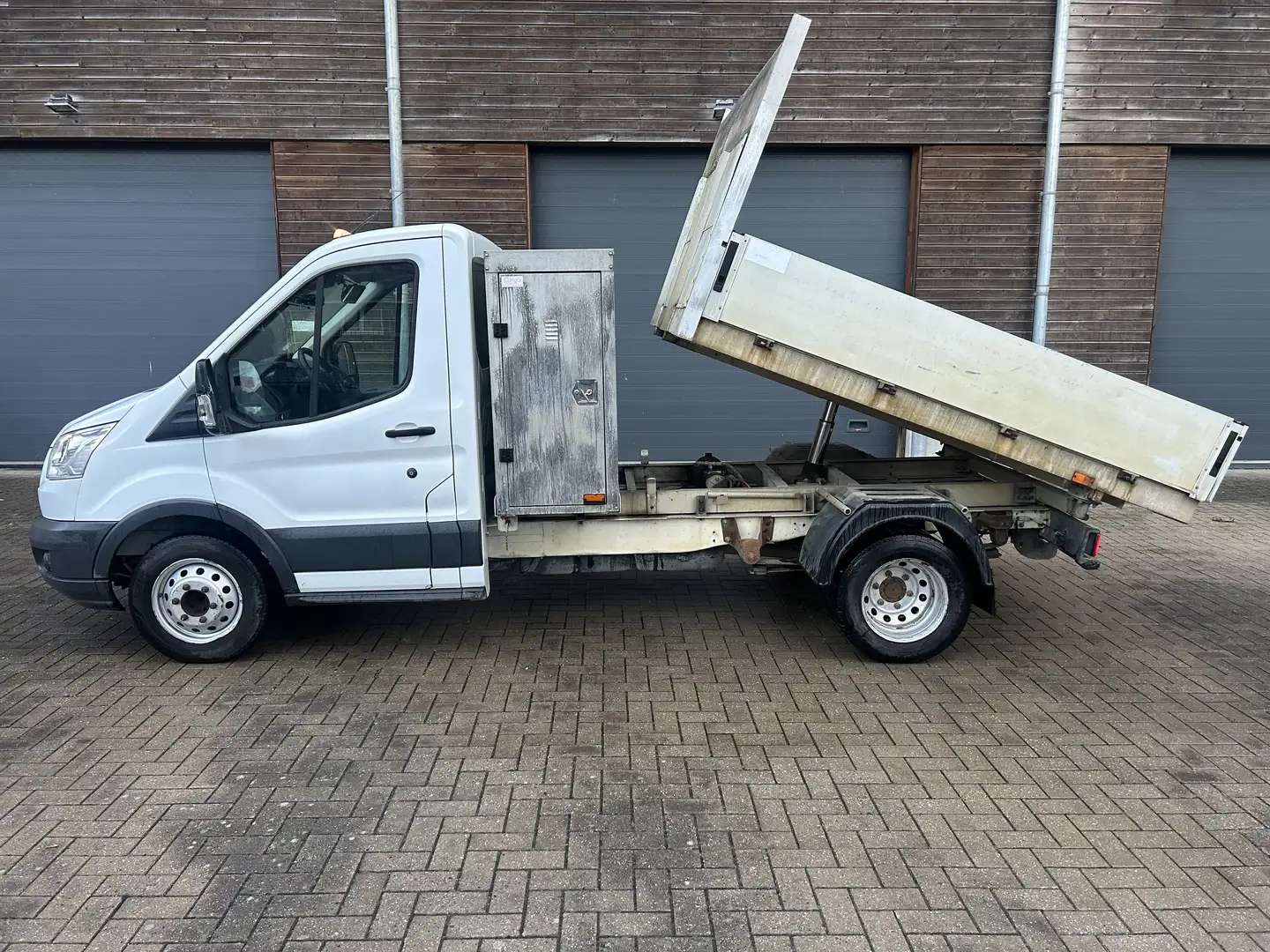 Ford Transit 2.2 TDCi Benne basculante Blanc - 1