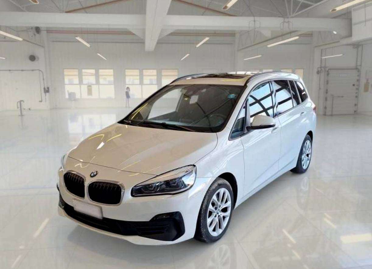 BMW 218