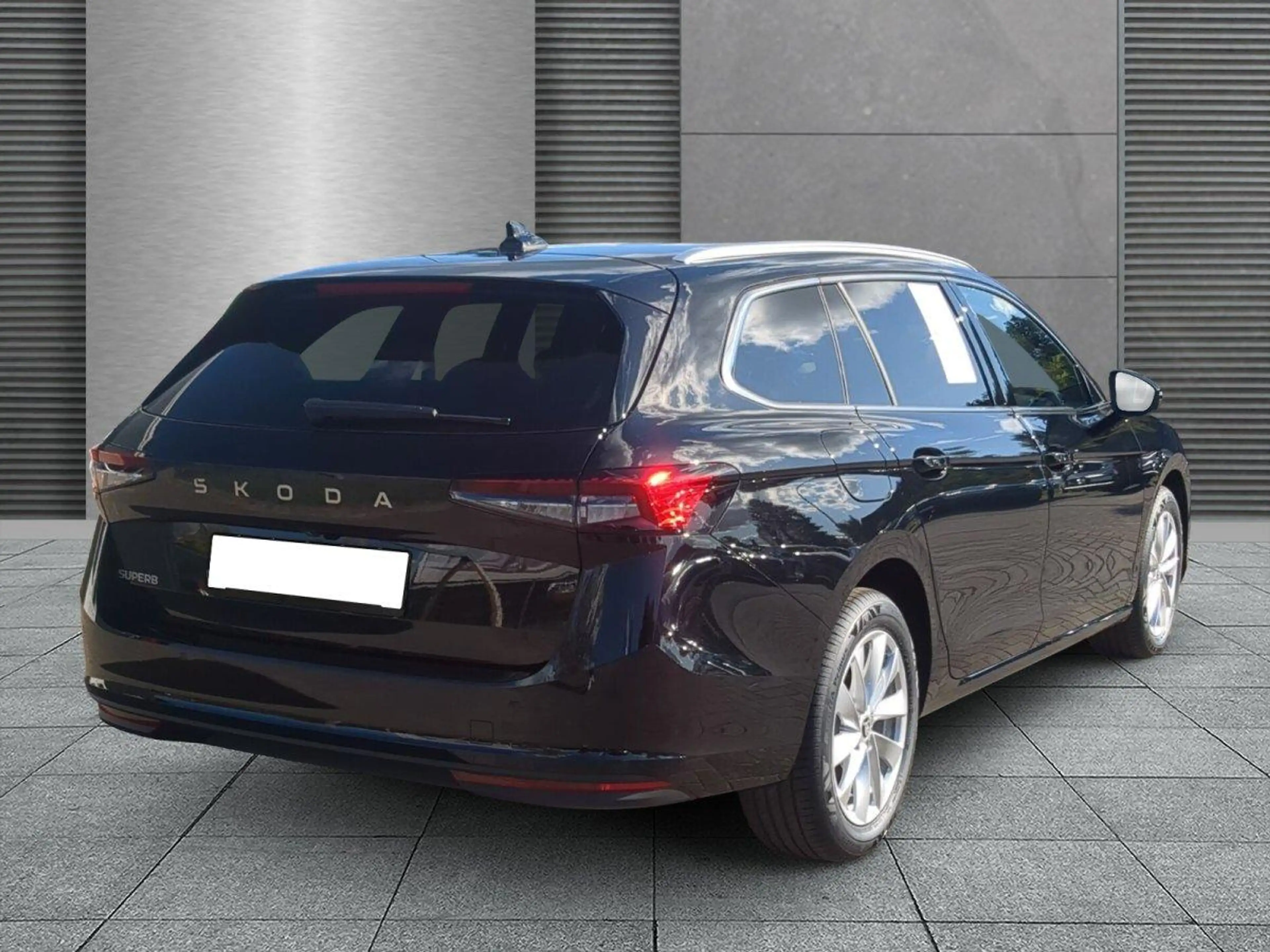Skoda Superb Combi Selection AHK+NAVI+KAM+EL.HECKKL... 2.0 T... — photo 3