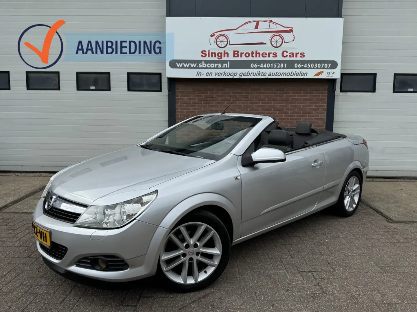 Opel Astra TwinTop 1.6 Temp AIRCO CRUIS KEYLES NAP INRUIL MOG Gris - 2
