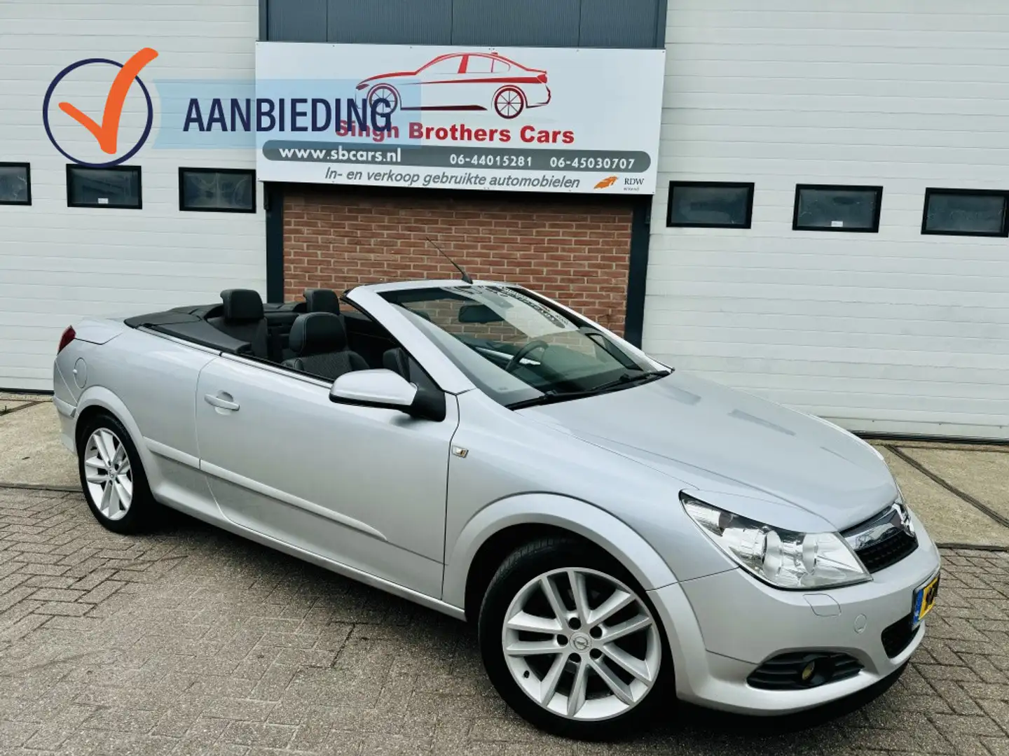 Opel Astra TwinTop 1.6 Temp AIRCO CRUIS KEYLES NAP INRUIL MOG Gris - 1