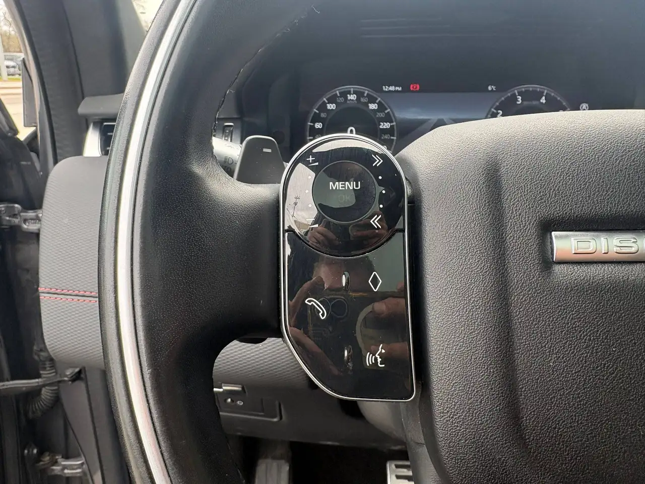 Land Rover Discovery Sport снимка Land Rover Discovery Sport