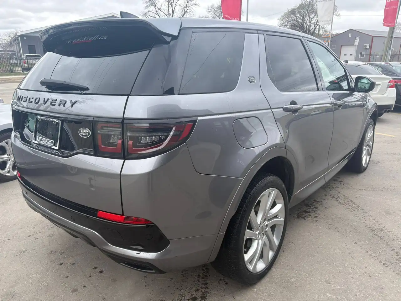 Land Rover Discovery Sport снимка Land Rover Discovery Sport
