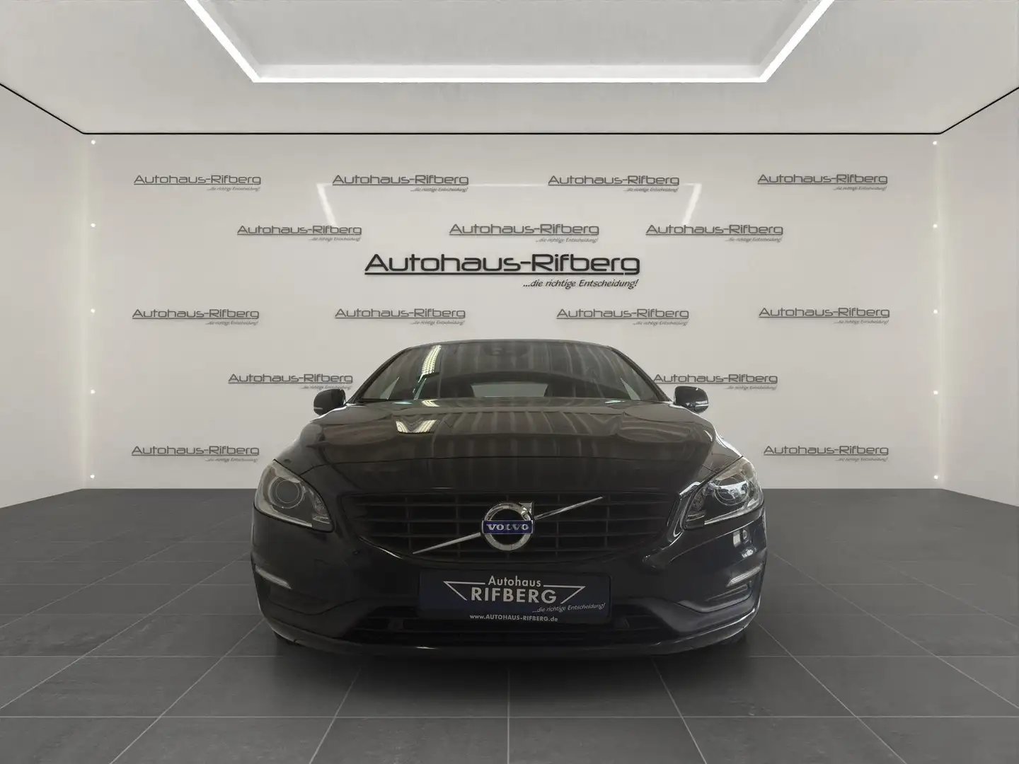 Volvo V60 D4 KOMBI Linje Business/AUT/NAVI/BI-XENON/17 Grau - 2