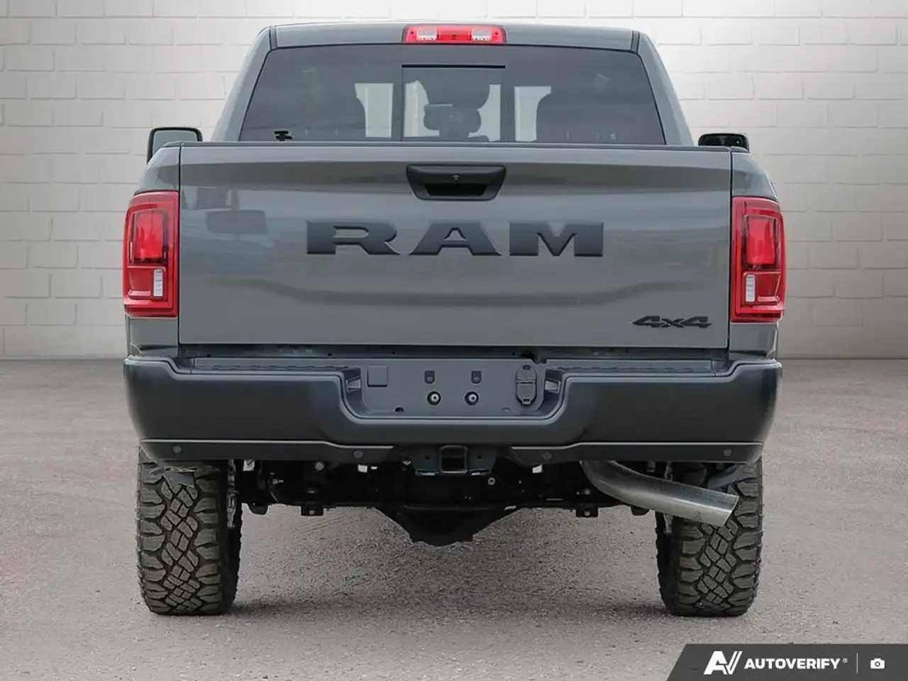 RAM 2500 снимка RAM 2500