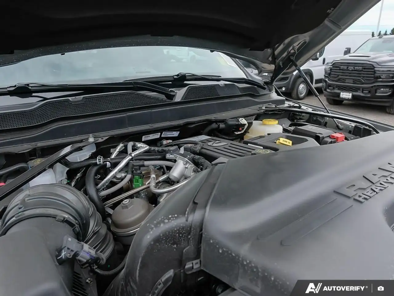 RAM 2500 снимка RAM 2500