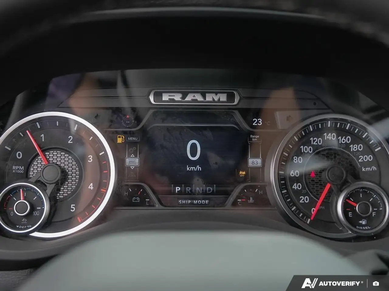 RAM 2500 снимка RAM 2500