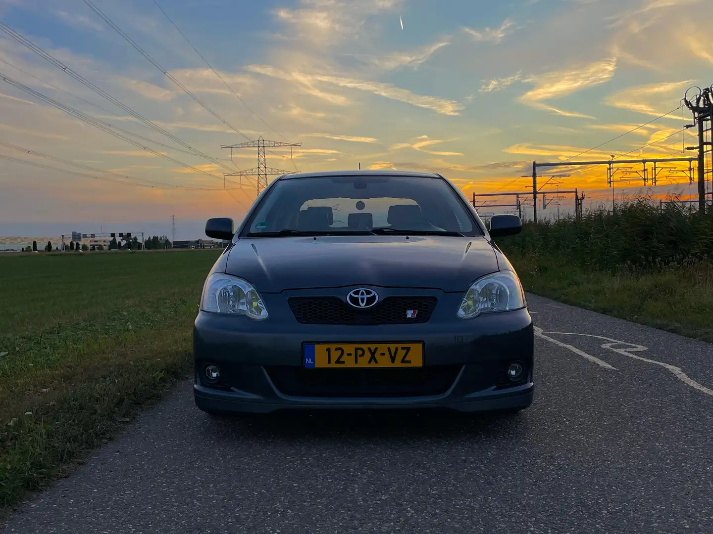 Toyota Corolla 1.8 VVTL-i T-Sport Grijs - 2
