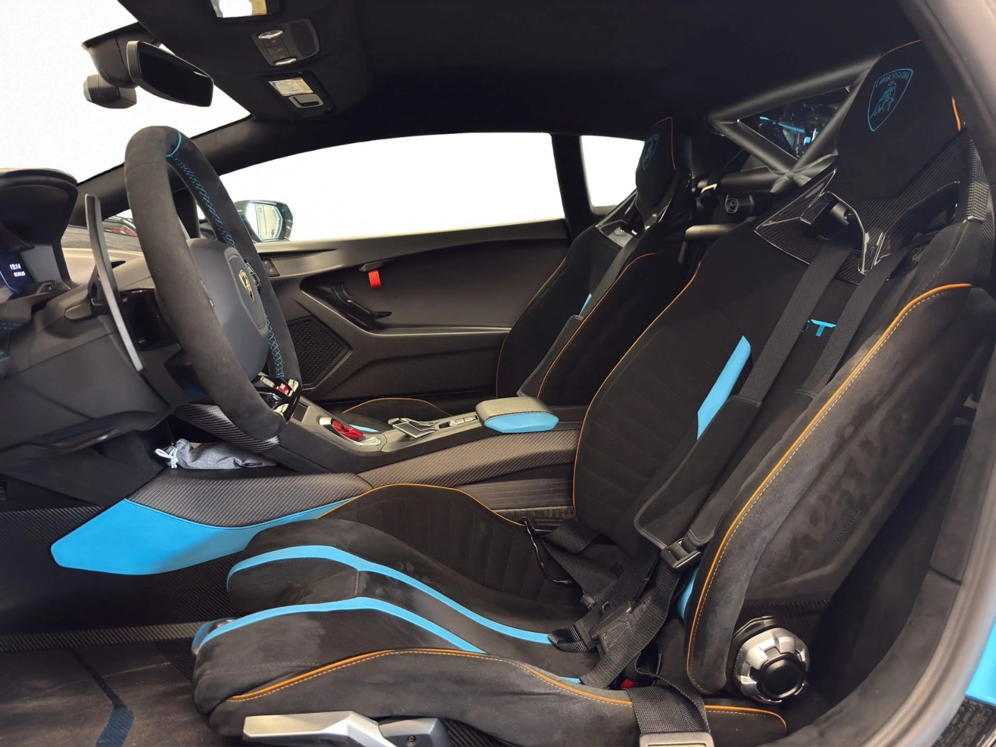 Lamborghini Huracán STO V10 5.2 MY21 — photo 10