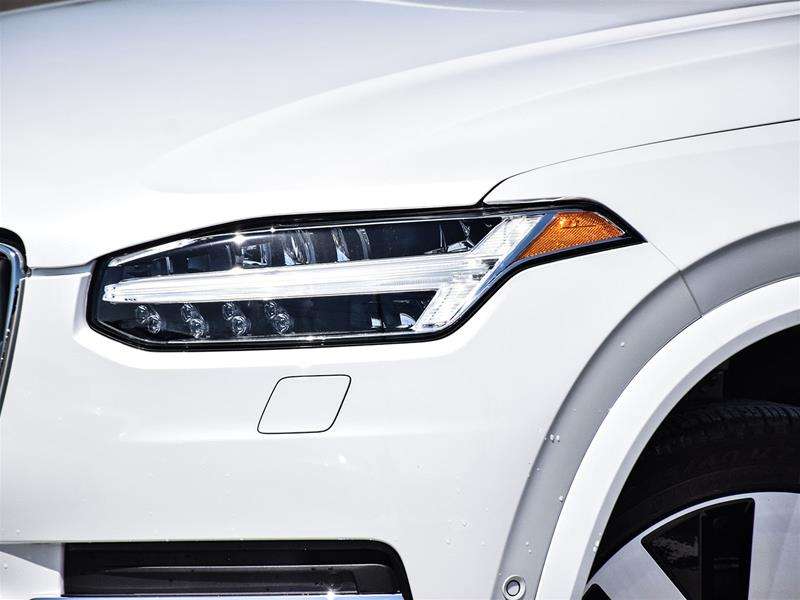 2025 Volvo XC90 Plug-in Hybrid