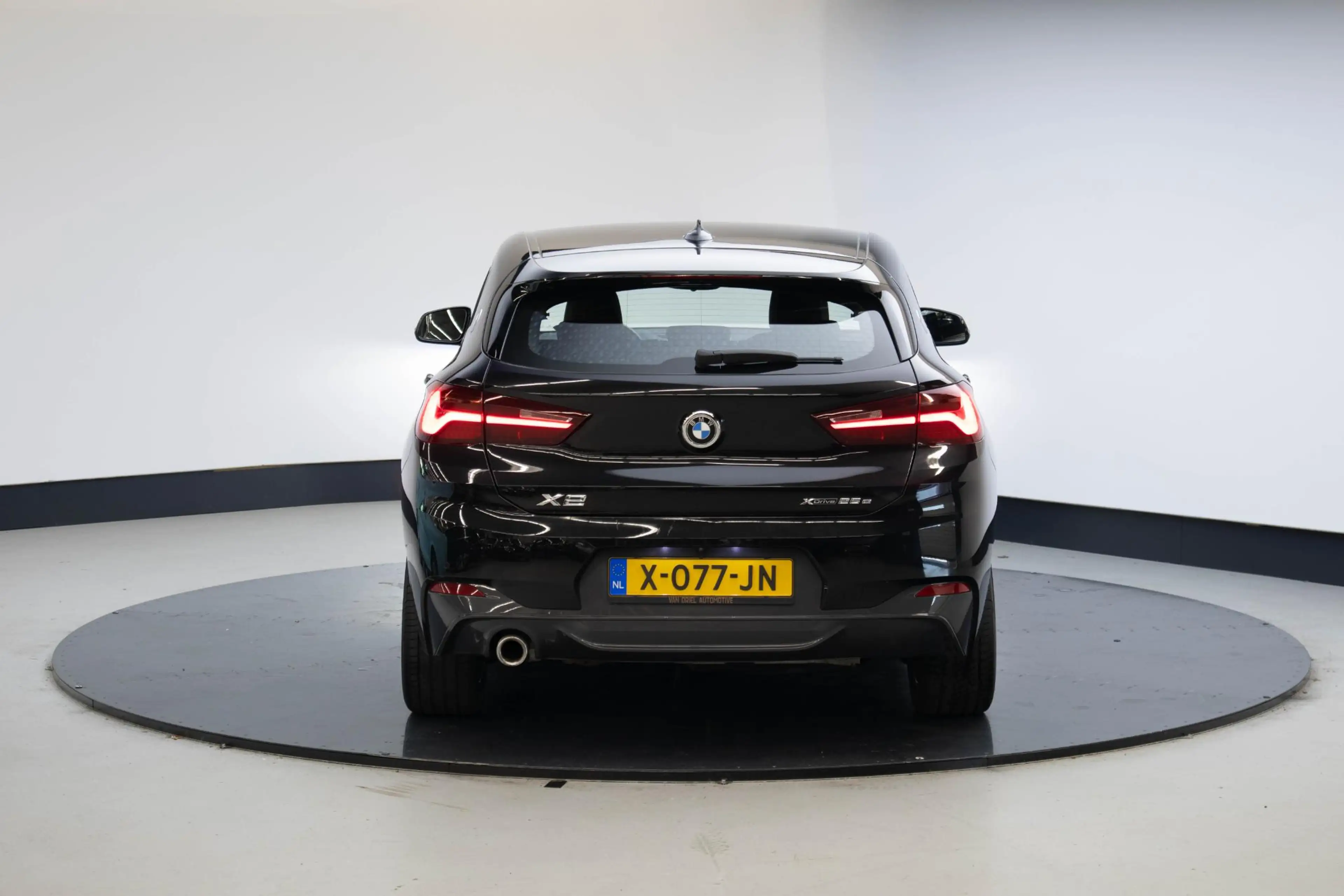 BMW X2 xDrive25e Executive | M-Sport | Harman Kardon | Dr — photo 21