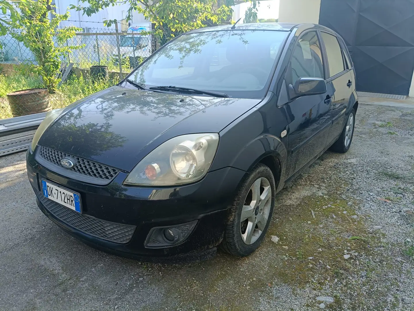 Ford Fiesta Fiesta 5p 1.4 tdci Ghia Nero - 1