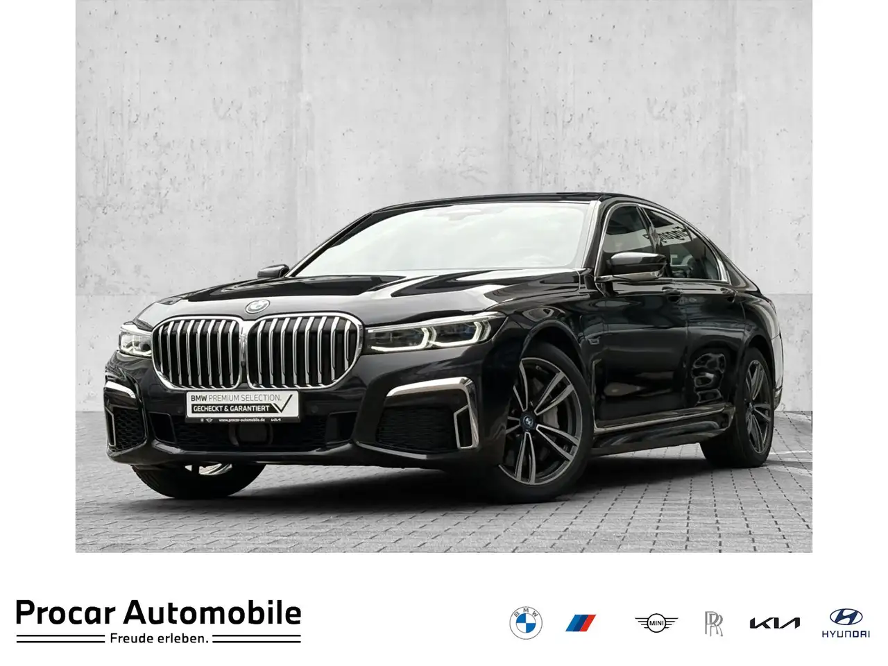 BMW 745