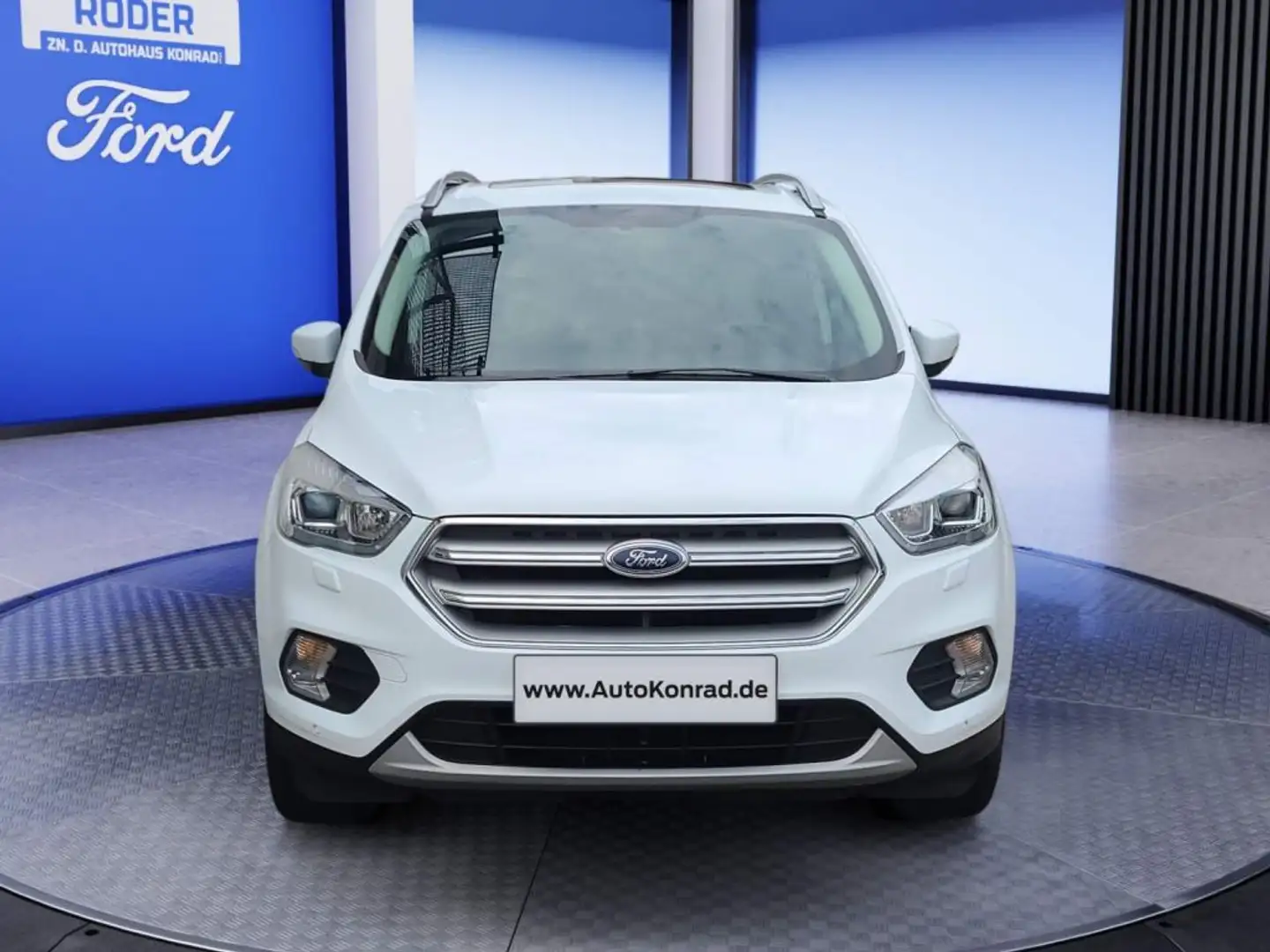 Ford Kuga 1.5 EcoBoost 2x4 Cool & Connect Weiß - 2