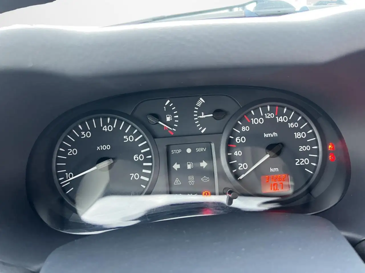 Renault Clio Citadine 3 portes — photo 10