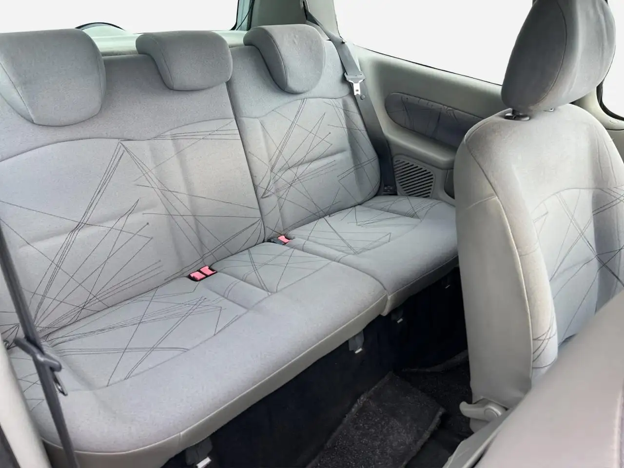 Renault Clio Citadine 3 portes — photo 14