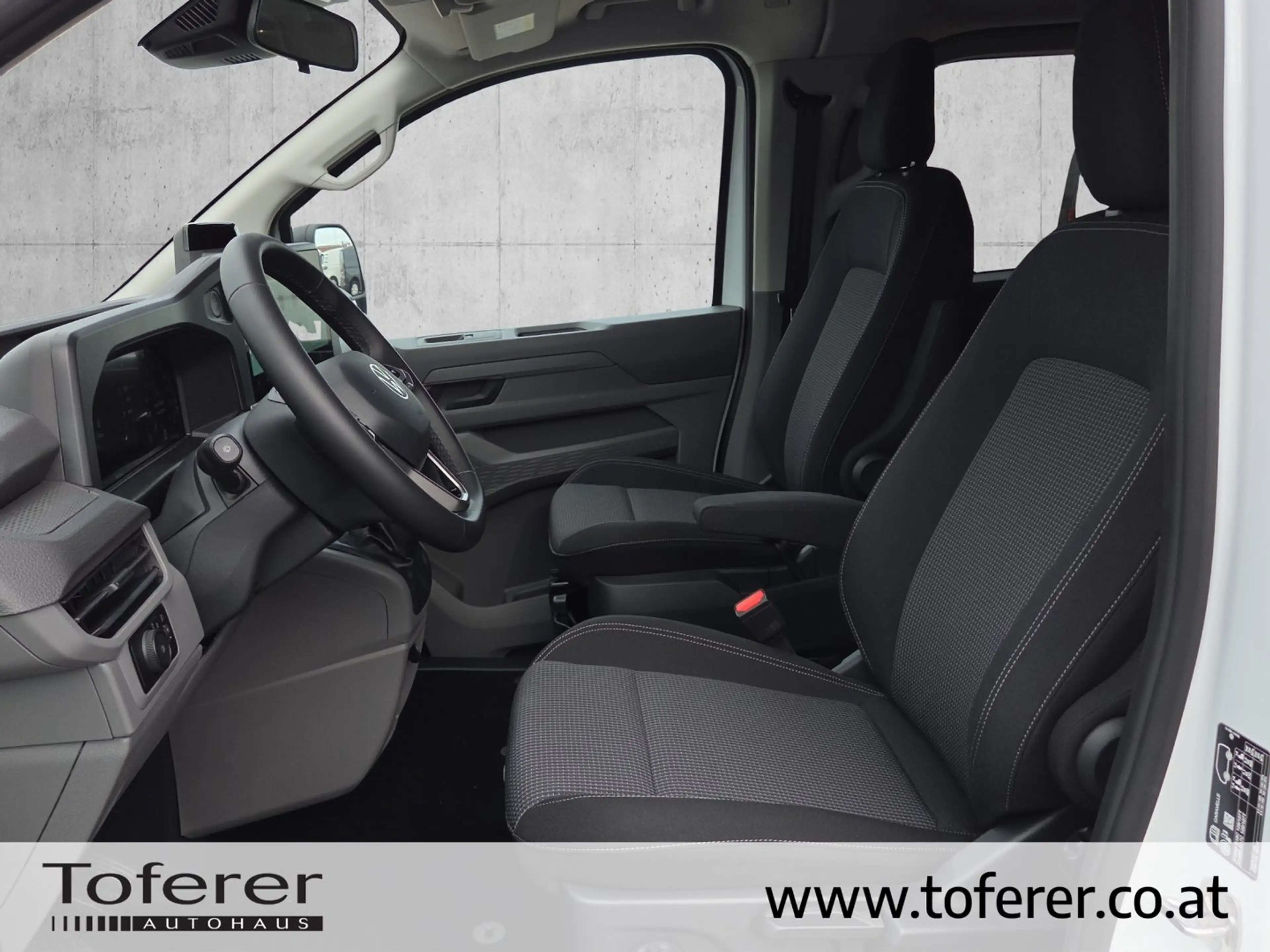 Volkswagen T7 Caravelle VW Kombi T7 Caravelle LR TDI — photo 15