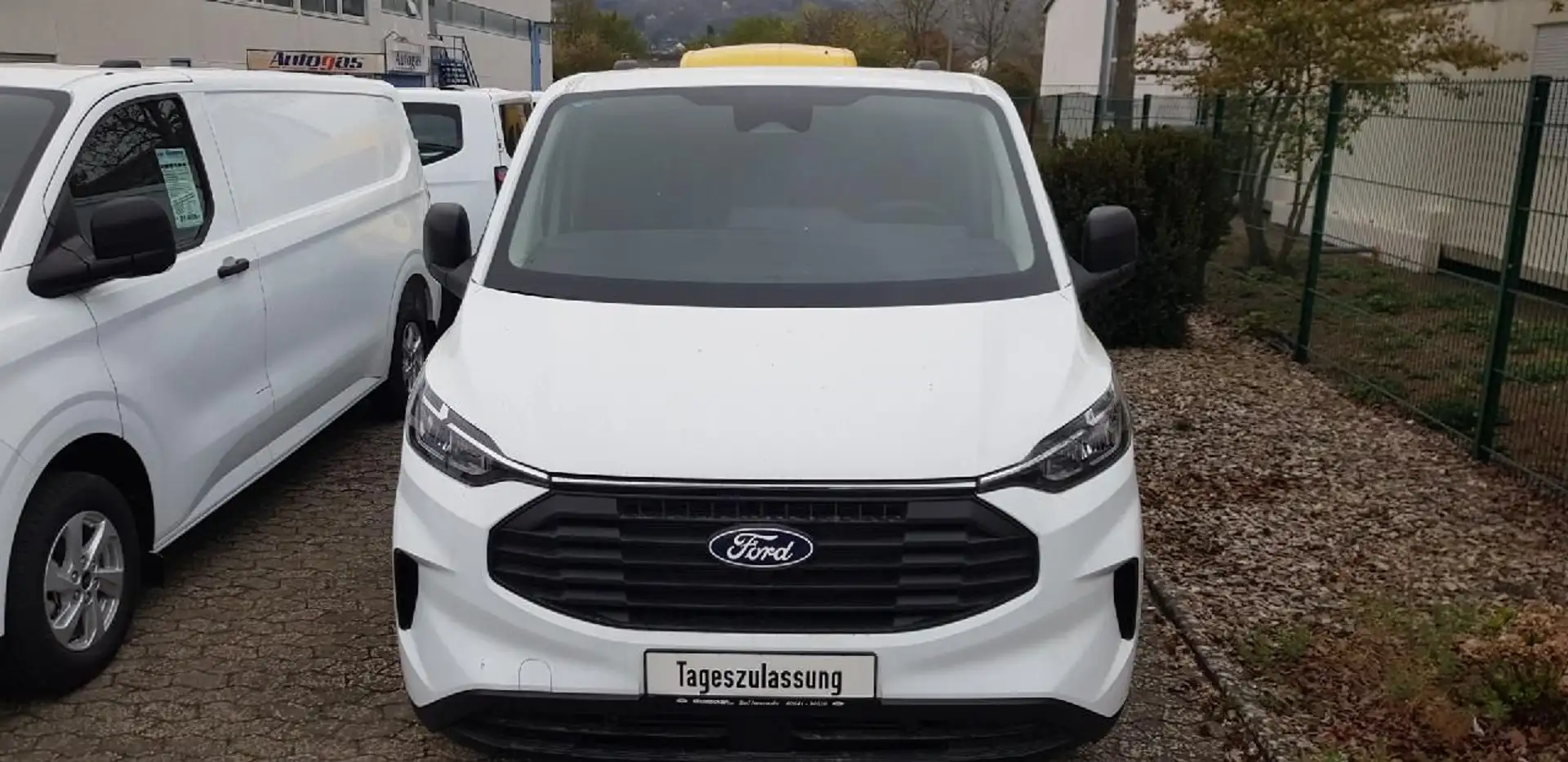 Ford Transit Custom Kasten 320 L2 Trend FWD Wit - 1