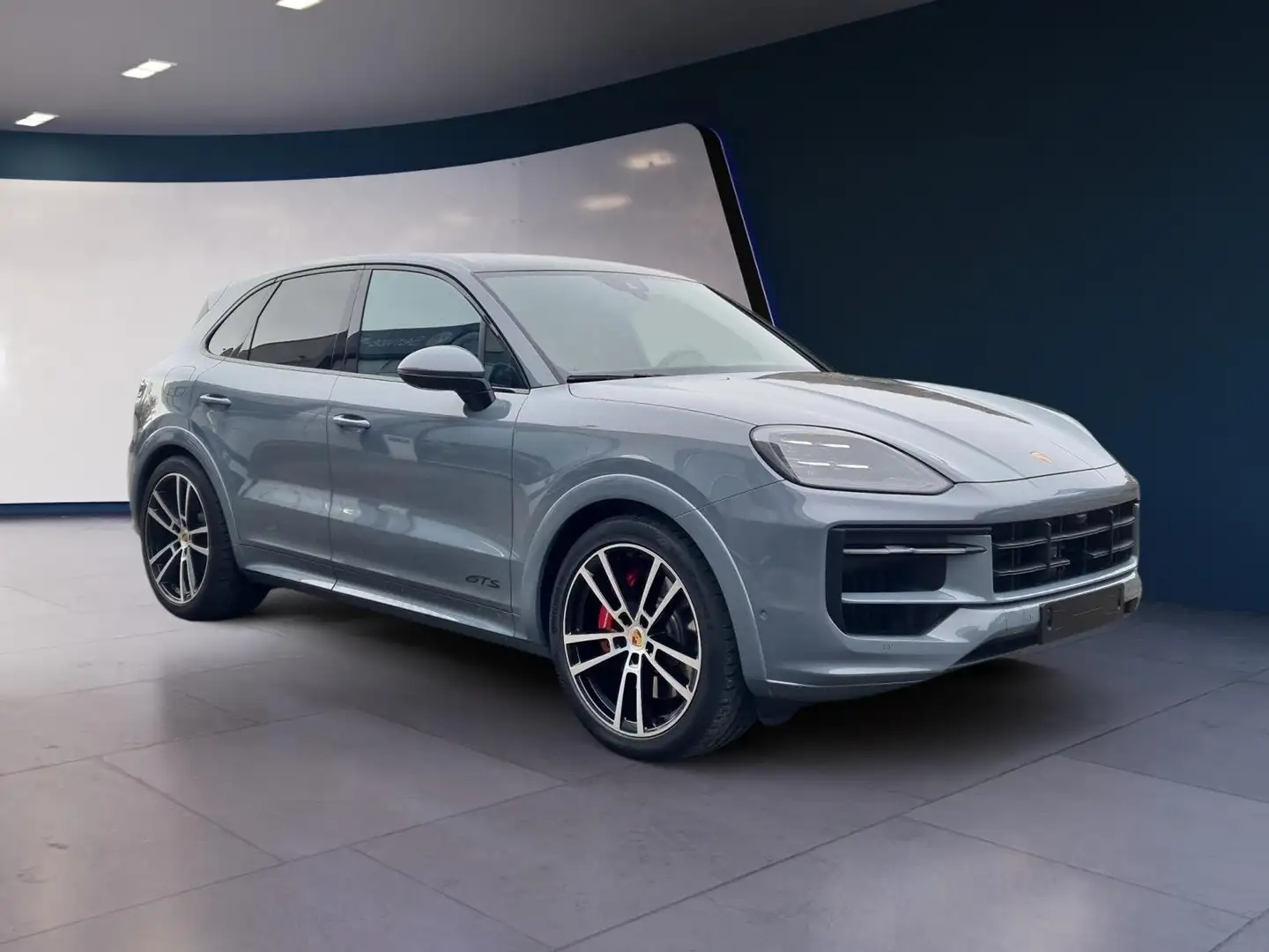 Porsche Cayenne GTS 4.0 AHK Bose PASM PDLS+ Sitzklima 368 kW (5... Grau - 2