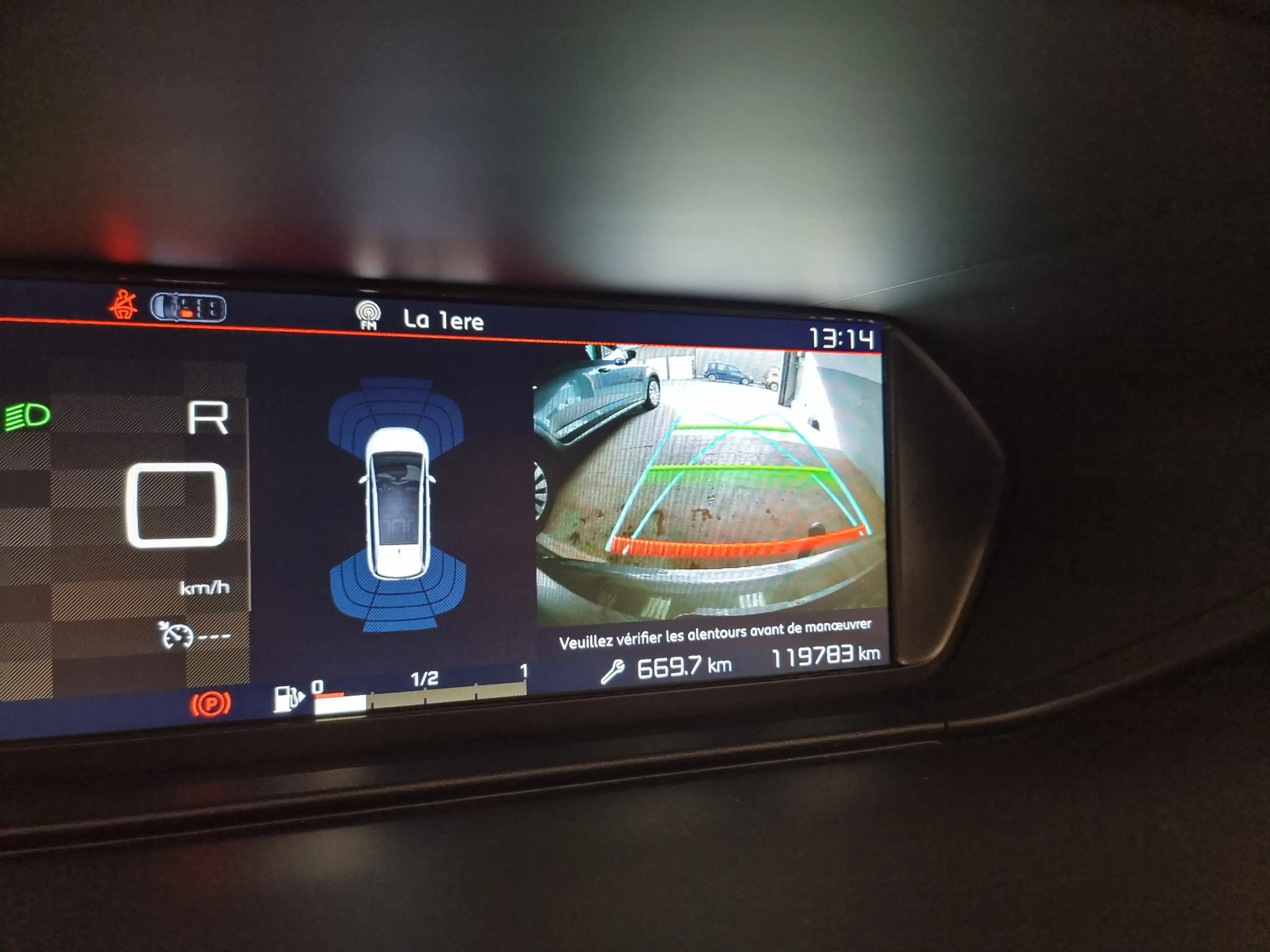 Citroen C4 SpaceTourer 1.5 BlueHDi Feel S Aut 1 An de garantie — photo 11