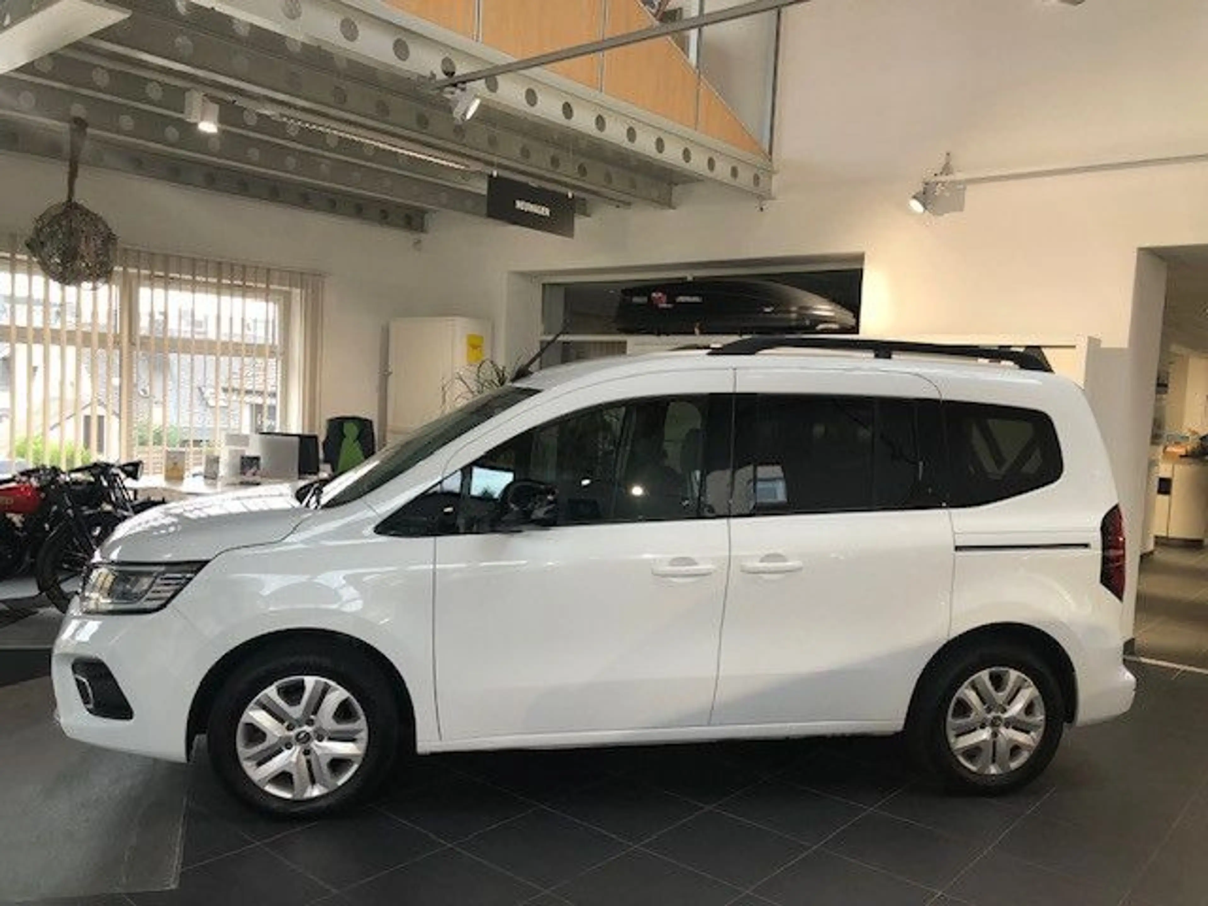 Renault Kangoo III blue DCi 115 — photo 5
