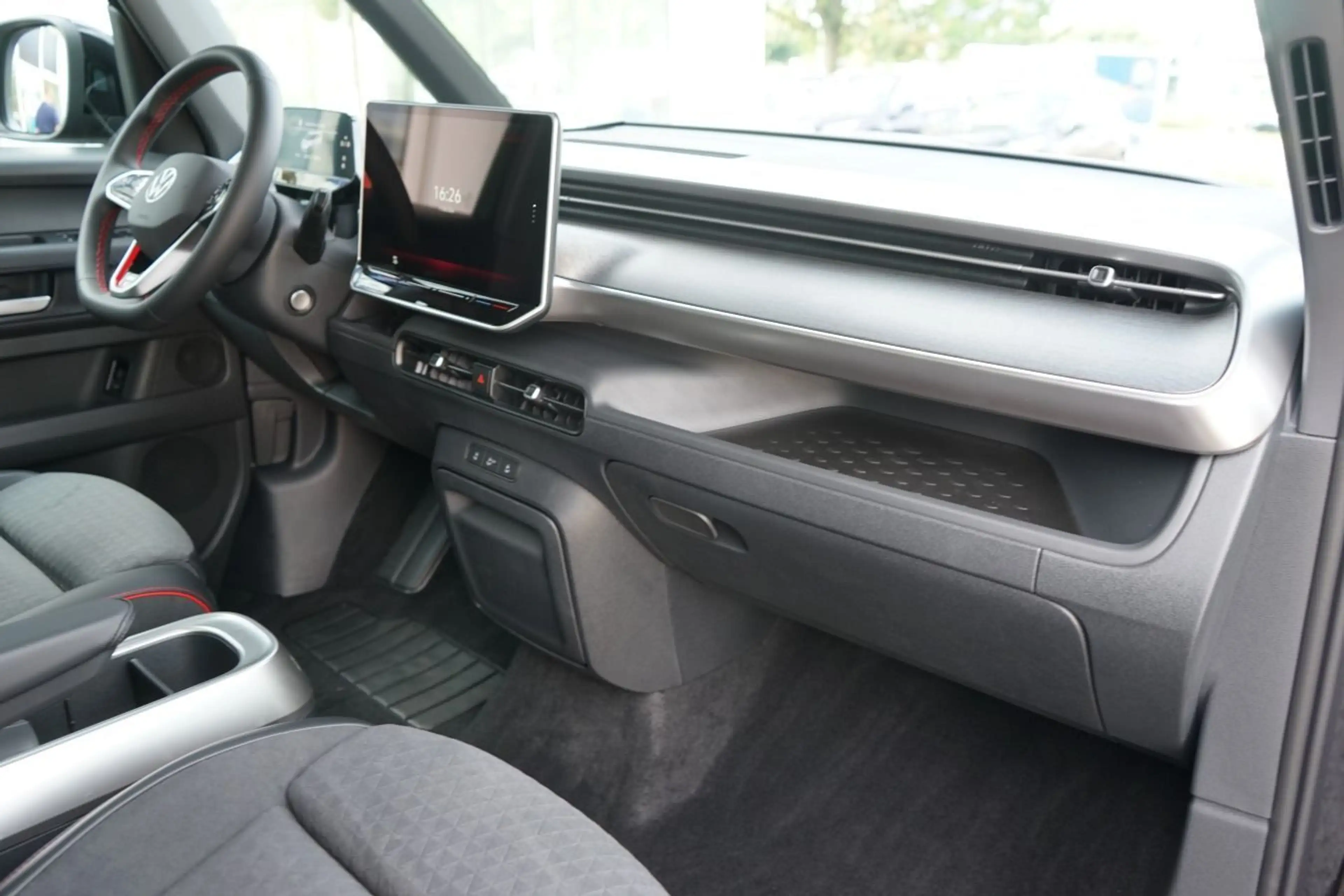 Volkswagen ID. Buzz ID.Buzz GTX 4MOTION LR 86 kWh *AHK*Pano*HuD* — photo 5