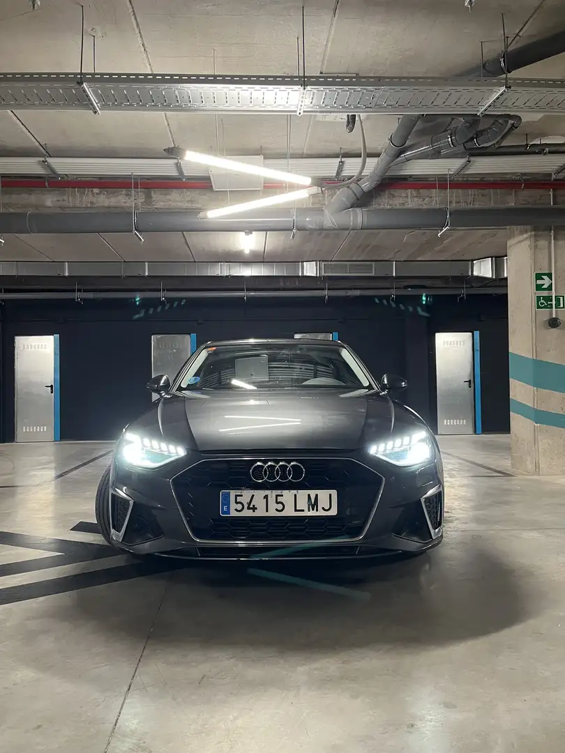 Audi A4 35 TFSI S line tronic 110kW - 1