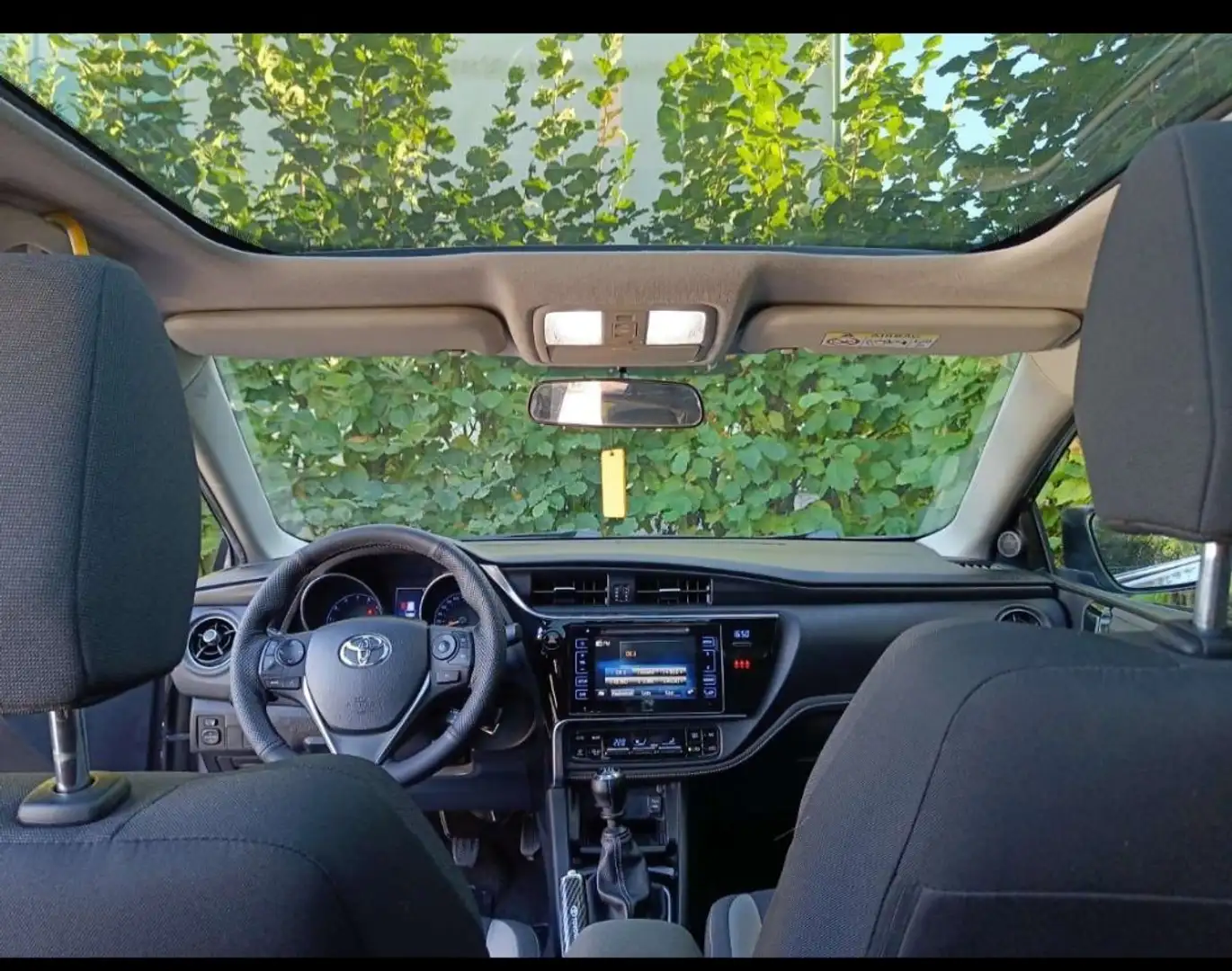 Toyota Auris Auris TS 1,2 Turbo Active Active Bronze - 2