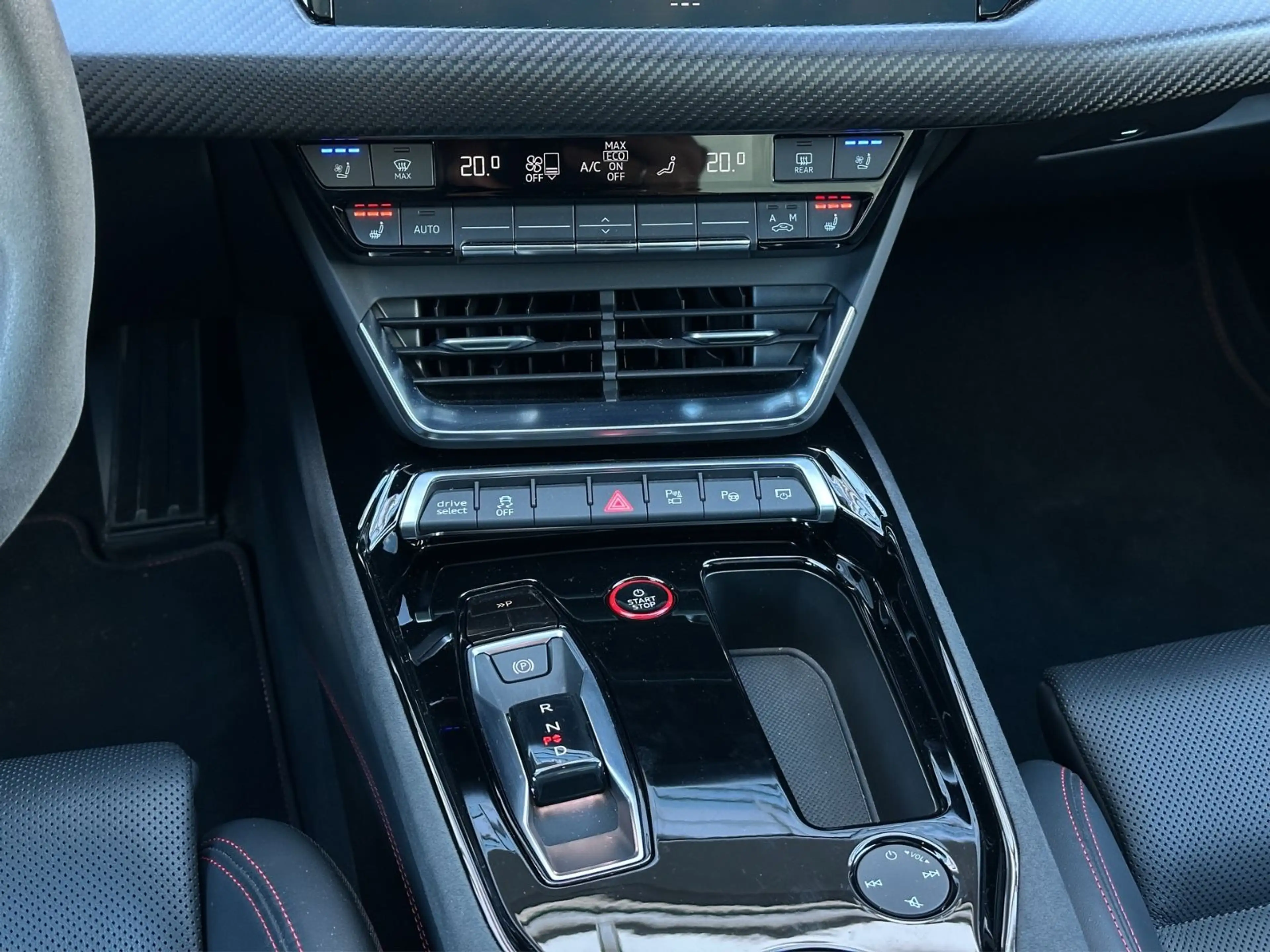 Audi RS e-tron GT Quattro°GARANTIE°LASER°B&O°MASS°HUD — photo 9