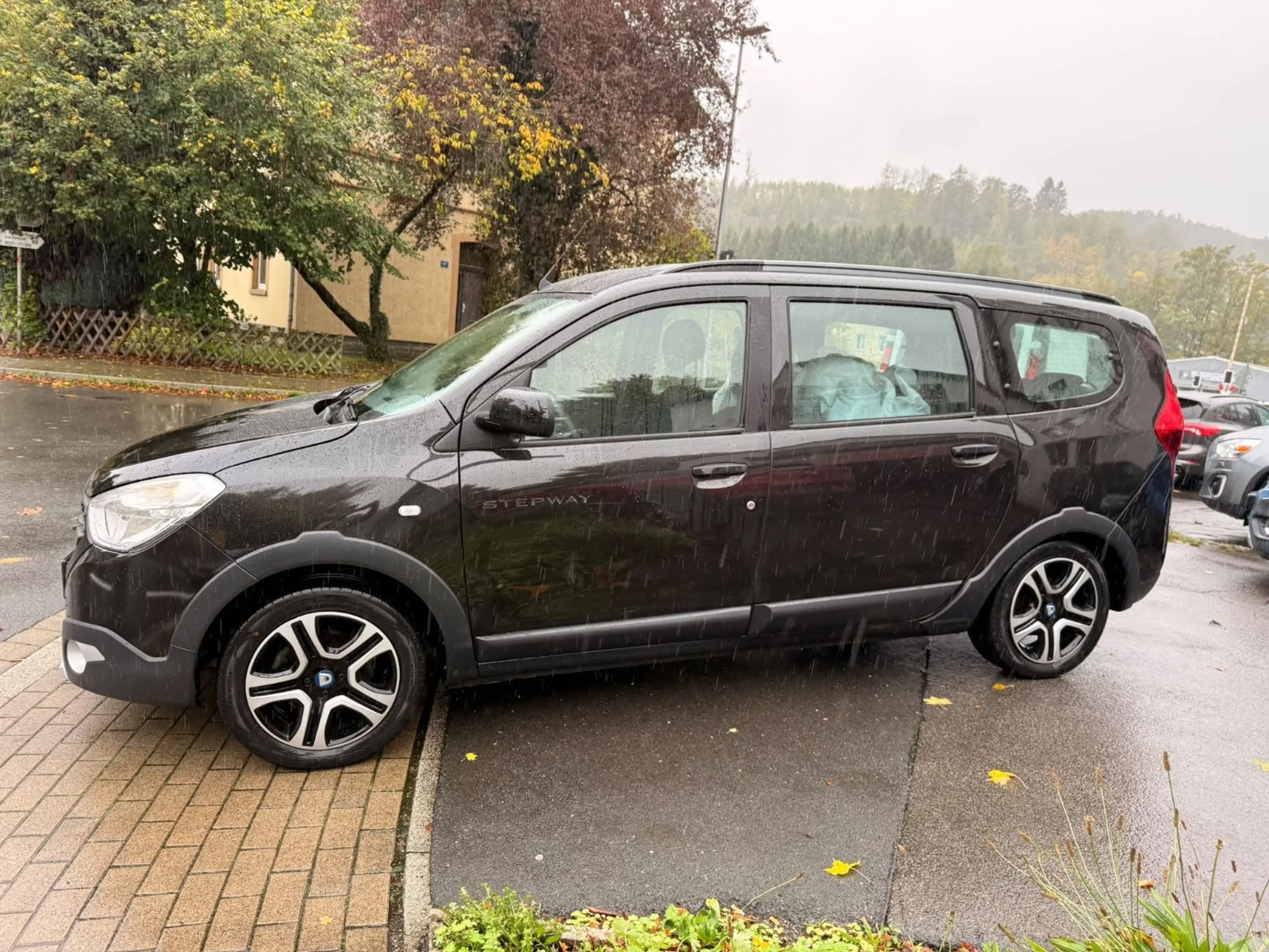 Dacia Lodgy Stepway Plus Klima,SHZ,Navi,R.K.PDC7 Sitze — photo 8